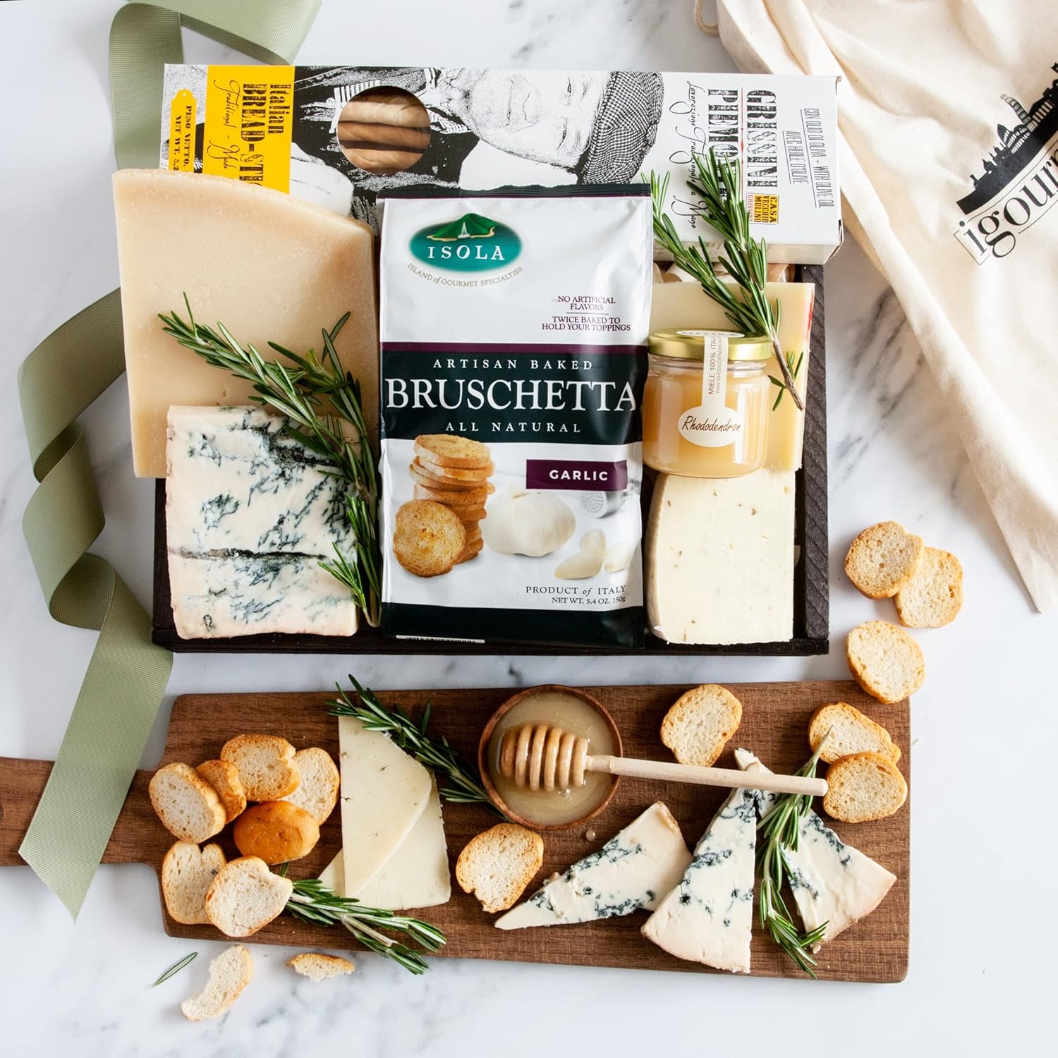 Cheeses from the Italian Countryside Gift Tray