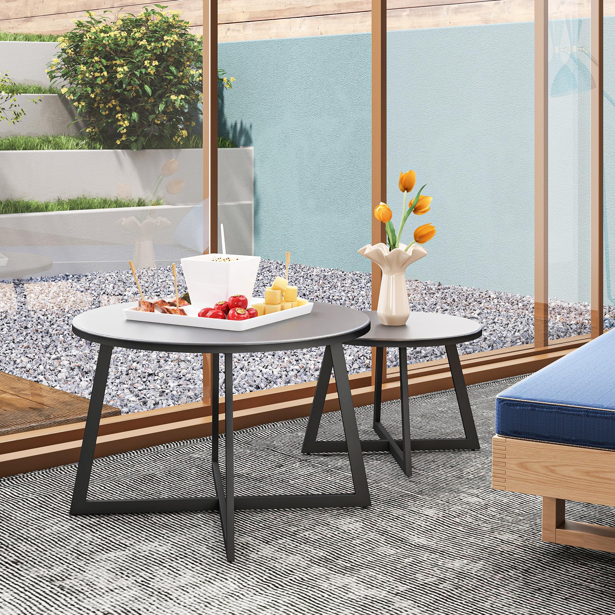 Outsunny Set 2 Tavolini da Giardino, Coppia di Tavolini da Caffè per Esterni con Piano in Vetro Temperato, Struttura in Acciaio, per Balcone e Terrazzo, Ø70x45 cm e Ø50x35 cm, Grigio e Nero