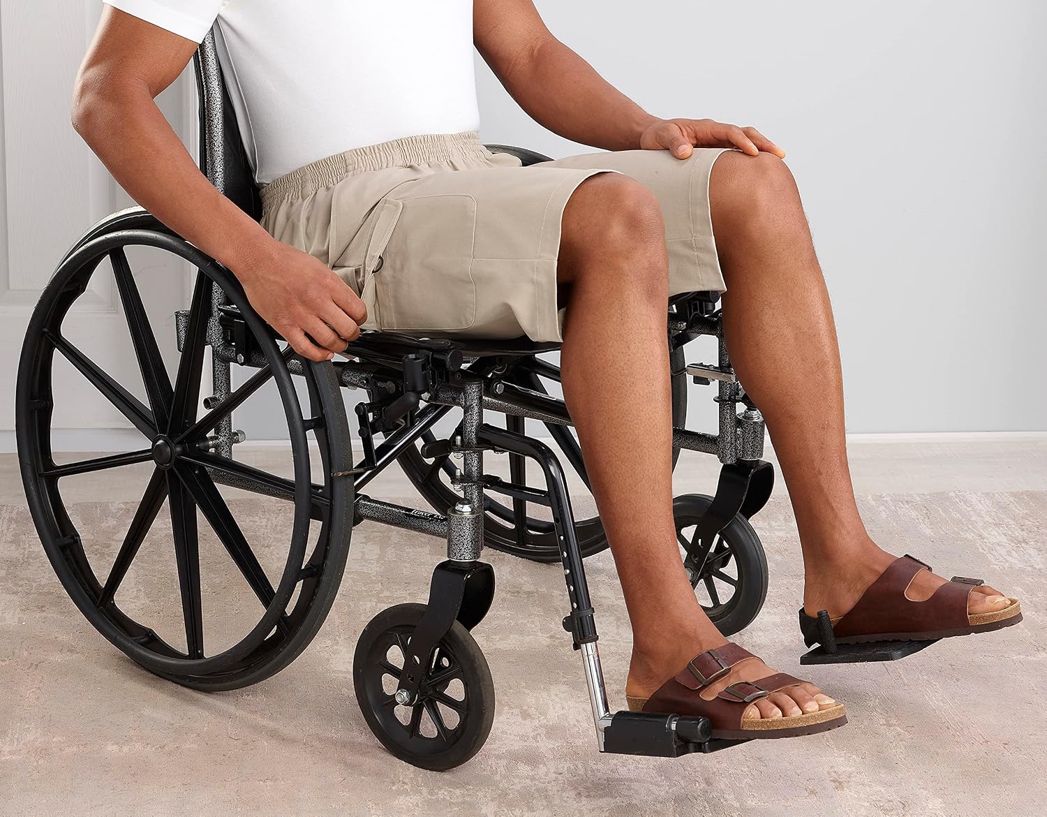 Silvert's Adaptive Clothing & Footwear Men’s Open Back Cargo Short