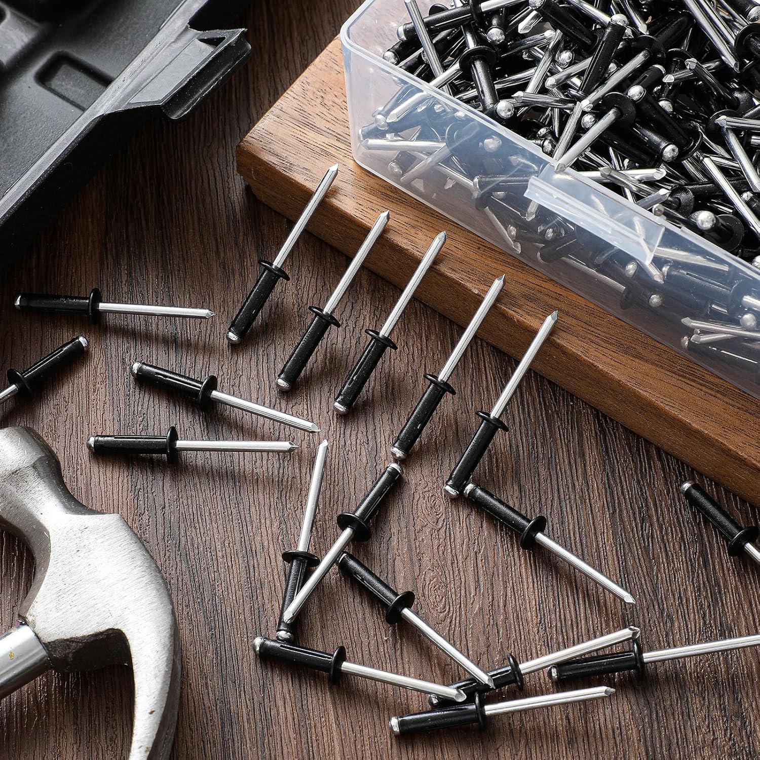 LEIFIDE 200 Pcs 3/16" x 3/4" Trifold Rivets Assortment Black Aluminum Tri Grip Exploding Pop Rivets Bulb Style for Kayak Marine Boat Buildings Containers
