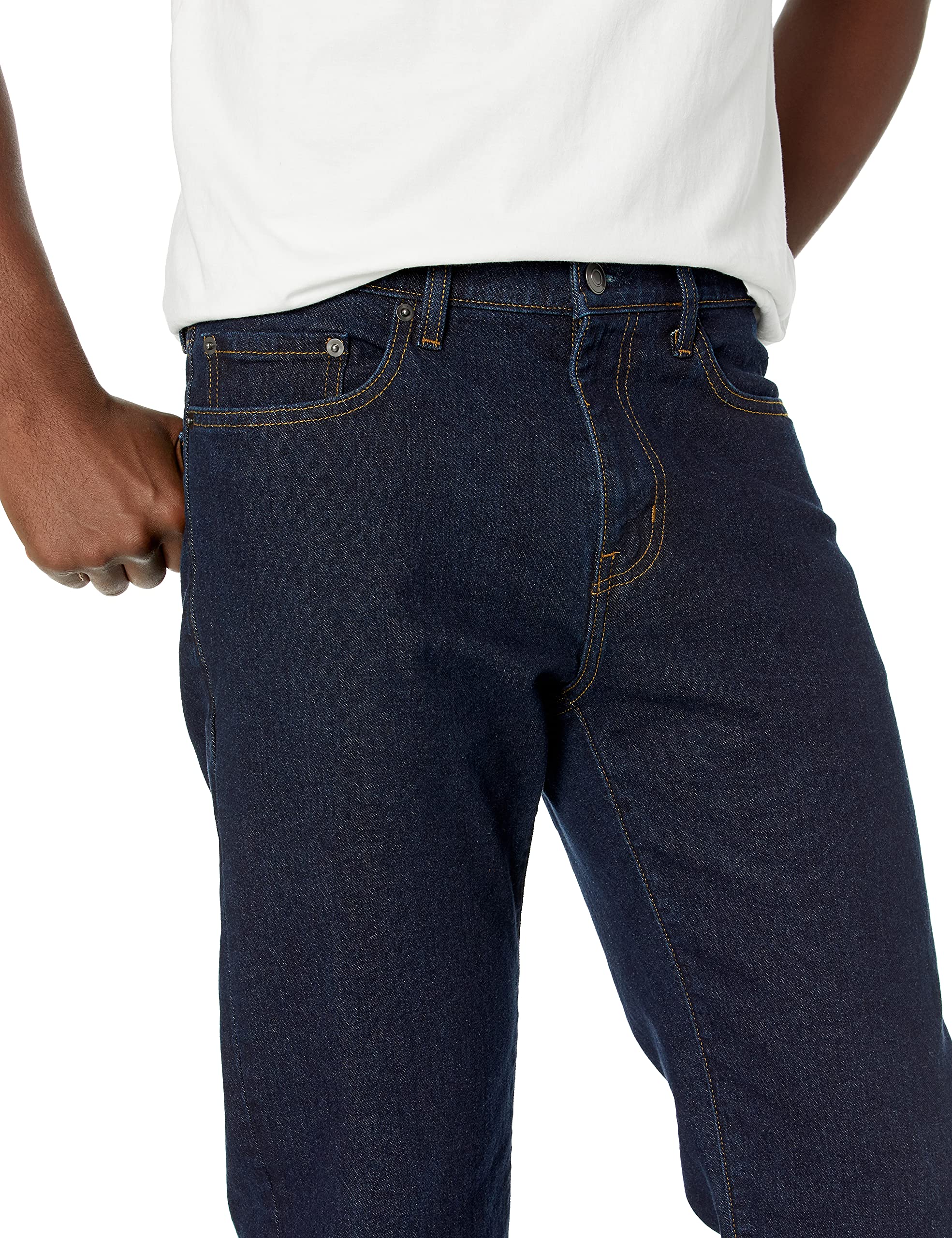 Amazon Essentials Jeans Elasticizzati con Taglio Dritto - colori fuori produzione Uomo