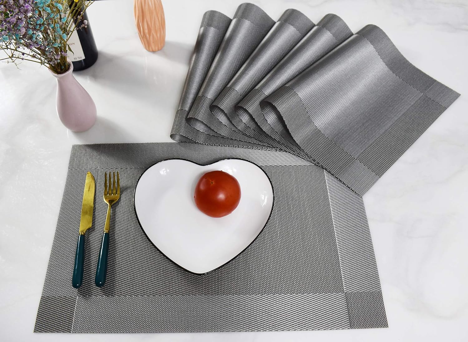 Non-Slip Placemats Set of 6, Heat Stain Ressietant Wipeable Kitchen Dining Table Decorations Easy to Clean Mats, Anti-Skid Vinyl Washable Place Matt (Border -Silver Gray)