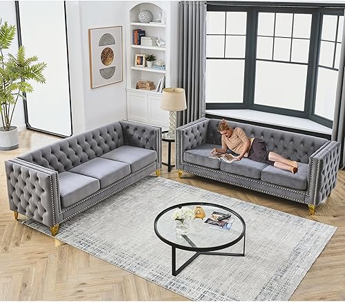 Juego de 2 sofás de terciopelo gris de 81 pulgadas de 3 plazas, botones copetudos y brazo cuadrado, cabezas de uñas doradas con incrustaciones y 4 disponible en Yaxa Costa Rica