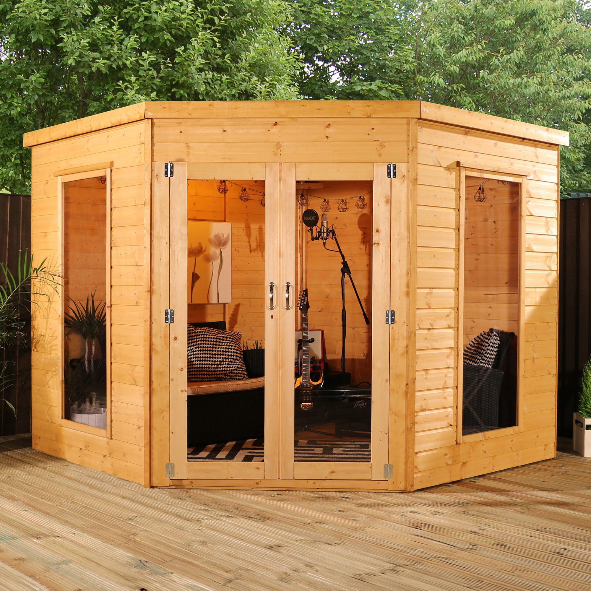 8x8 Corner Summerhouse