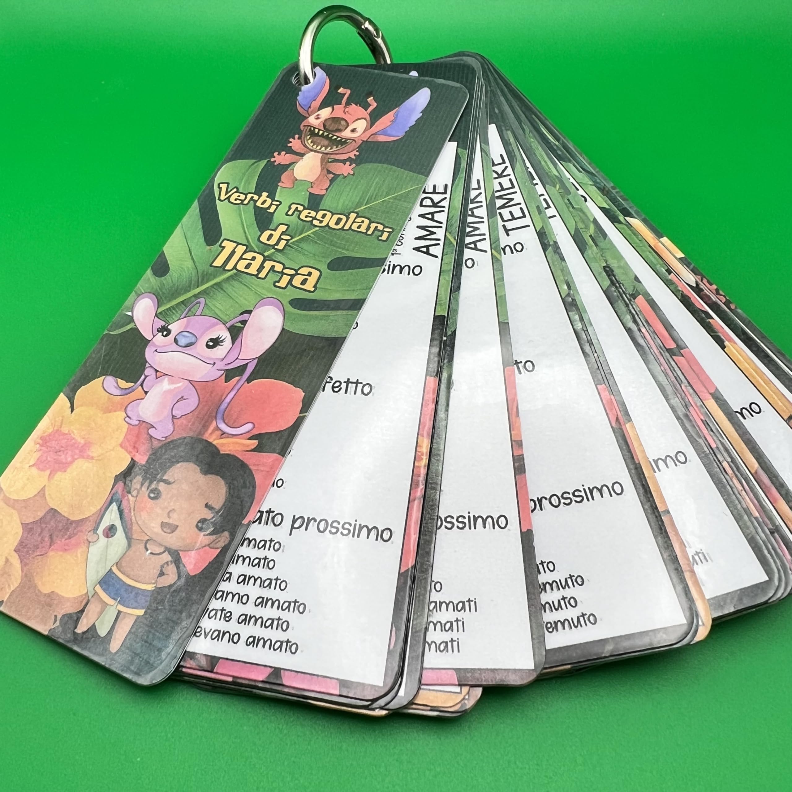 Schedine Verbi Regolari Personalizzate con Nome – Schede Didattiche Plastificate con Anello per Bambini – Personaggi Principesse, Maghi, Dinosauri, Fumetti – Scuola Primaria