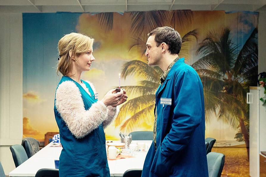 希望の灯り [DVD] Amazon.co.jp: 希望の灯り [DVD] : フランツ・ロゴフスキ