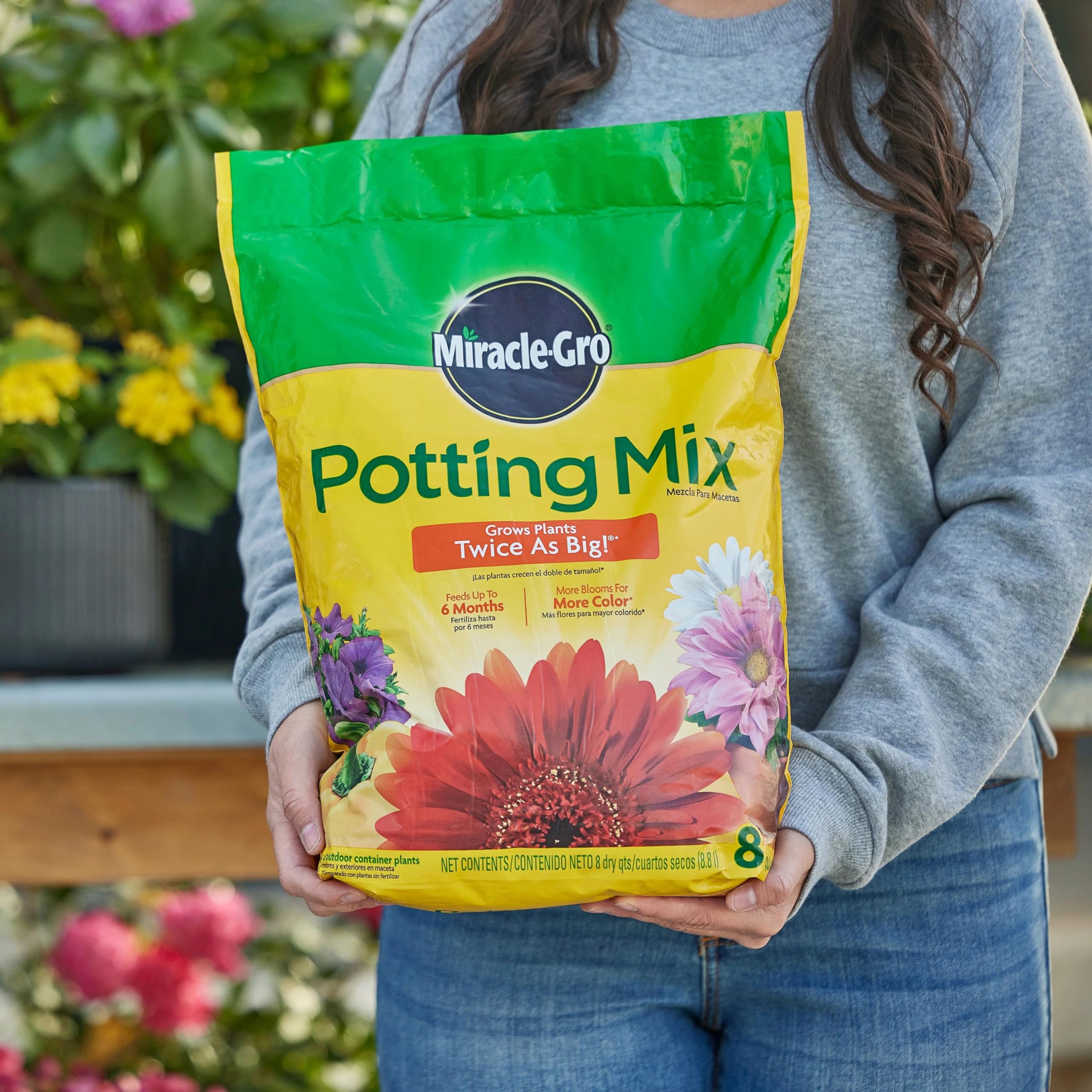 Amazon.com: Miracle-Gro Potting Mix - For Container Plants, Flowers,  Vegetables, Shrubs, Annuals, Perennials, Potting Soil Mix, Feeds up to 6  Months, 8 qt. (3-Pack) : Patio, Lawn & Garden