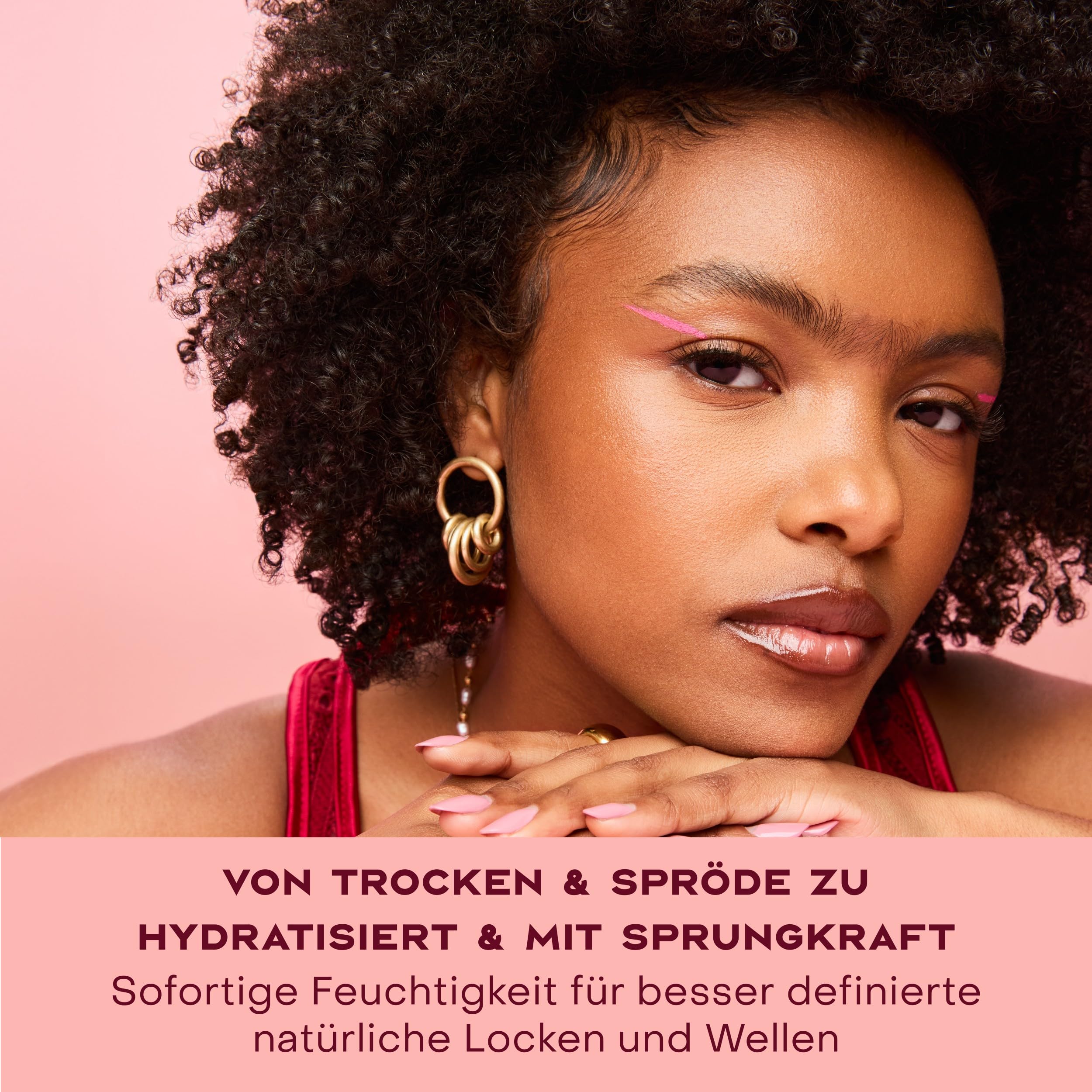 SheaMoisture Geschenkset Curl & Shine, Mit Shampoo, Conditioner und Leave-In-Creme, Bei Lockigem und Krausem Haar, Feuchtigkeit & Anti-Frizz-Effekt, Mit Kokosöl und Hibiskus, 384 ml + 384 ml + 326 ml | Mit Shampoo, Conditioner und Leave-In-Creme, Bei Lock