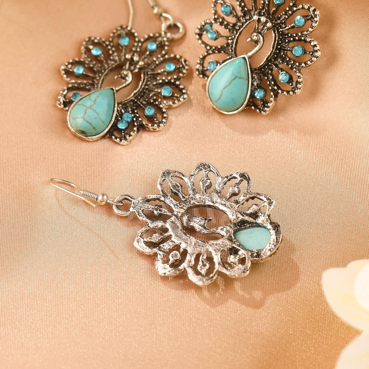 Boho Turquoise Jewelry with Dangle Earrings and Turquoise Necklace for Women Trendy, Handmade Bohemian Western Chunky Necklaces and Statement Earrings Aesthetic image 5