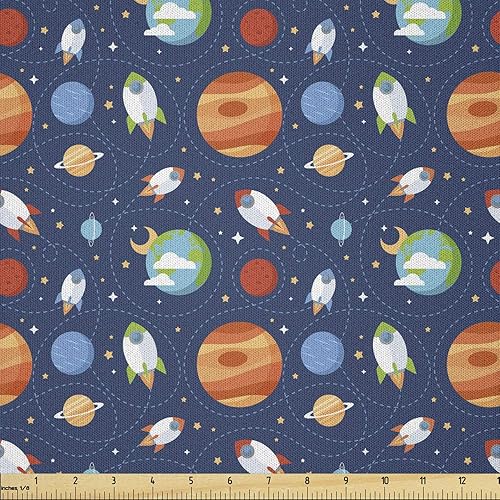 Lunarable Tela del espacio exterior por The Yard, planetas y naves espaciales en forma cómica en una noche azul espacial estrellas espaciales rutas