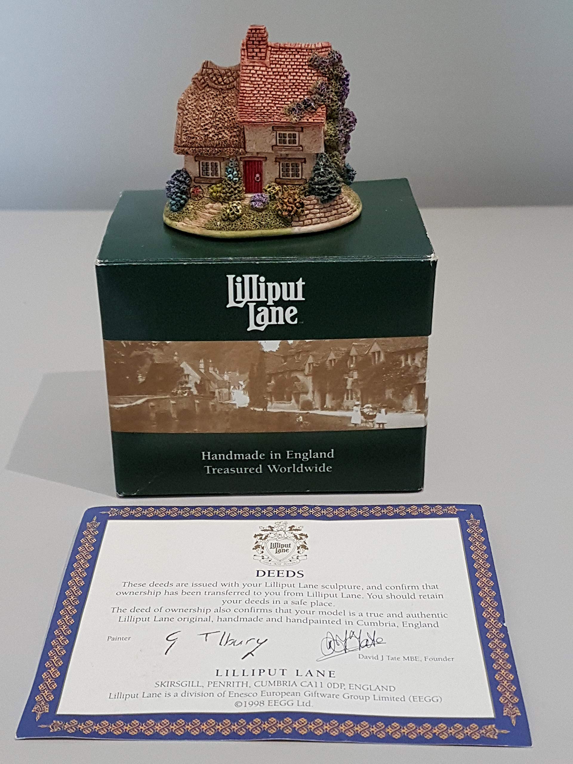 Lilliput Lane Brown Finders Keepers, Made In Great Britain