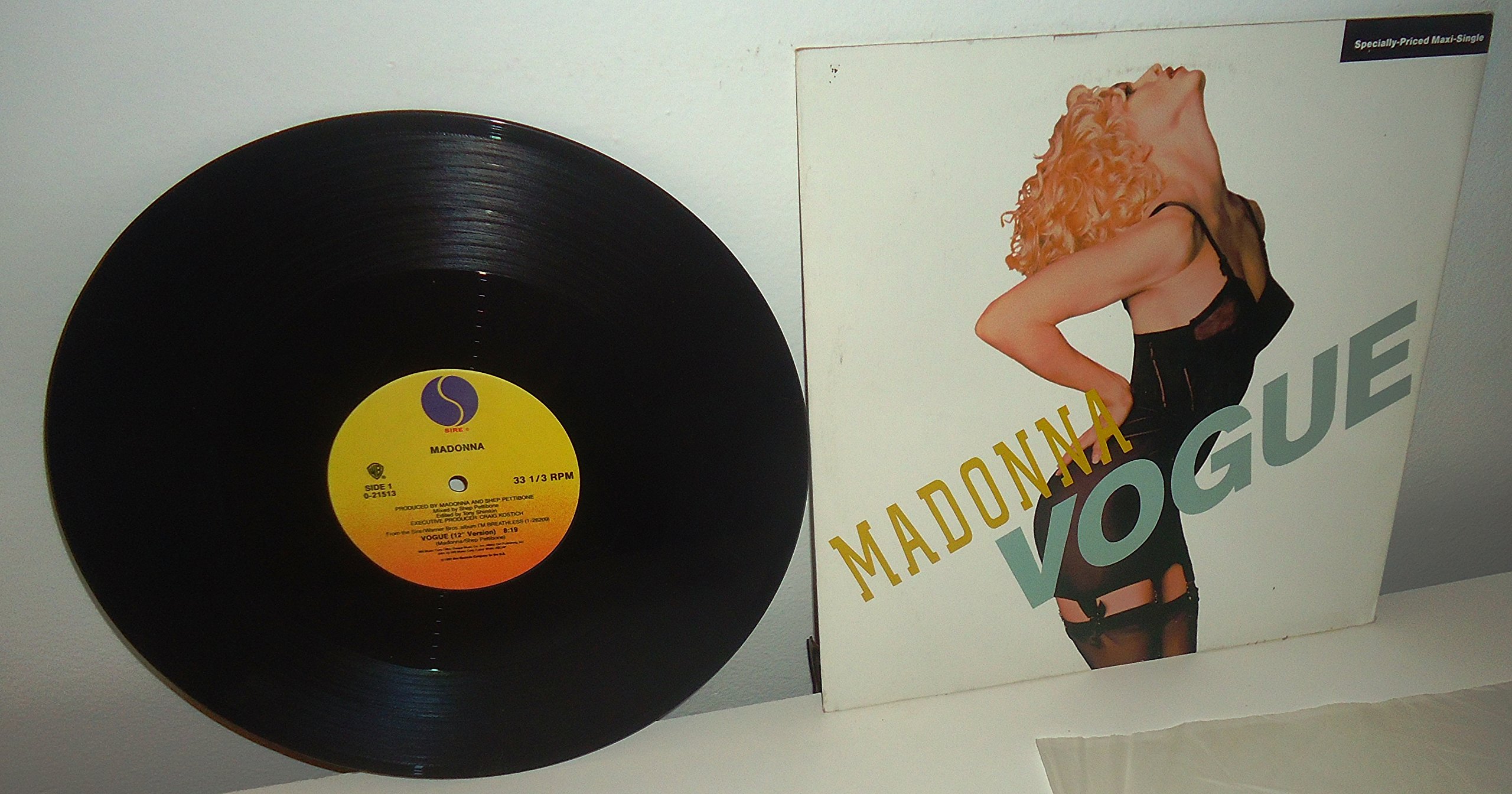 Amazon.com: Madonna ‎– Vogue Label: Sire ‎– 9 21513-0 Format