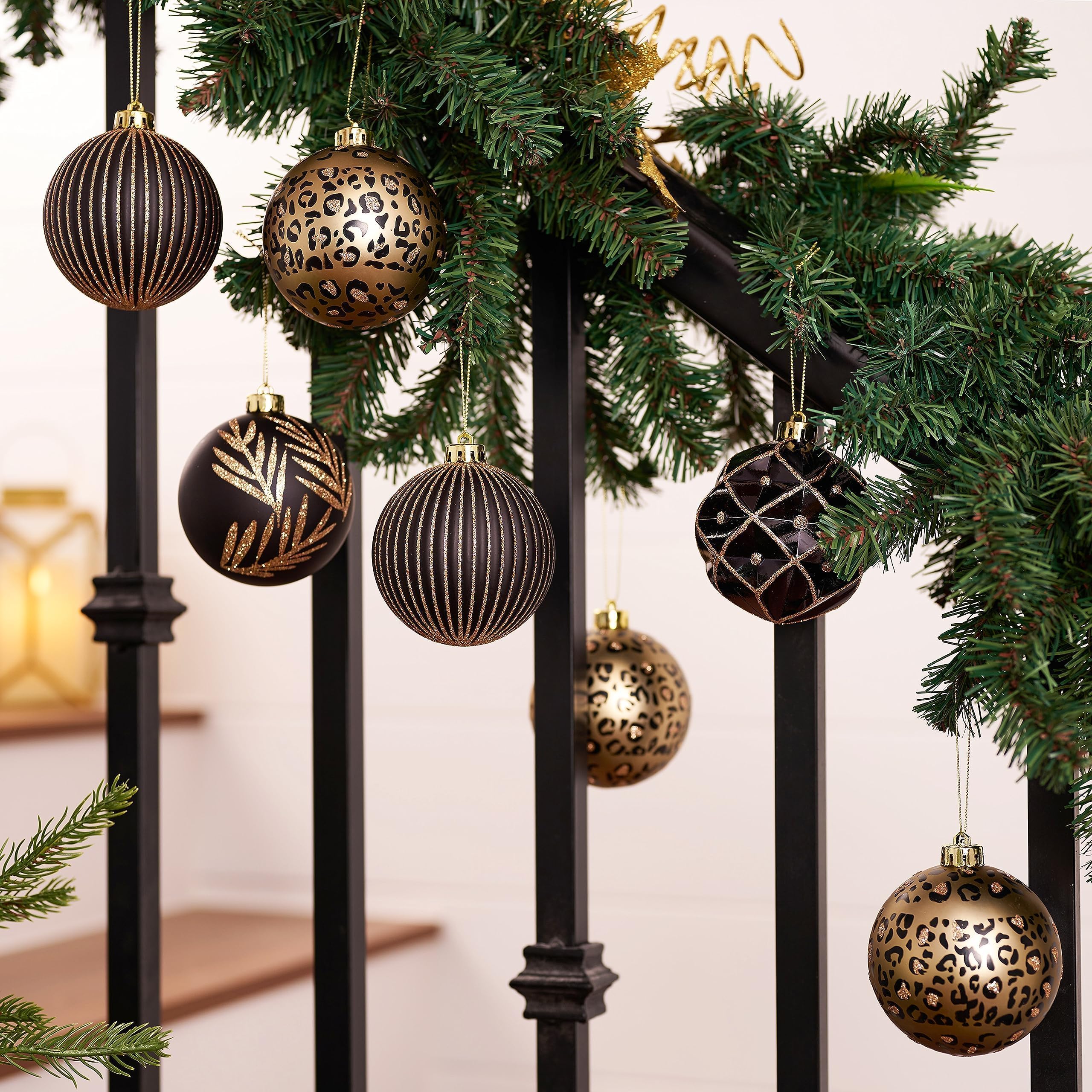 DecorbyHannah Christmas Ornaments, 9ct 80mm Large Gold and Black Christmas Tree Decorations, Shatterproof Decorative Leopard Theme Ball for Tree, Home Decor