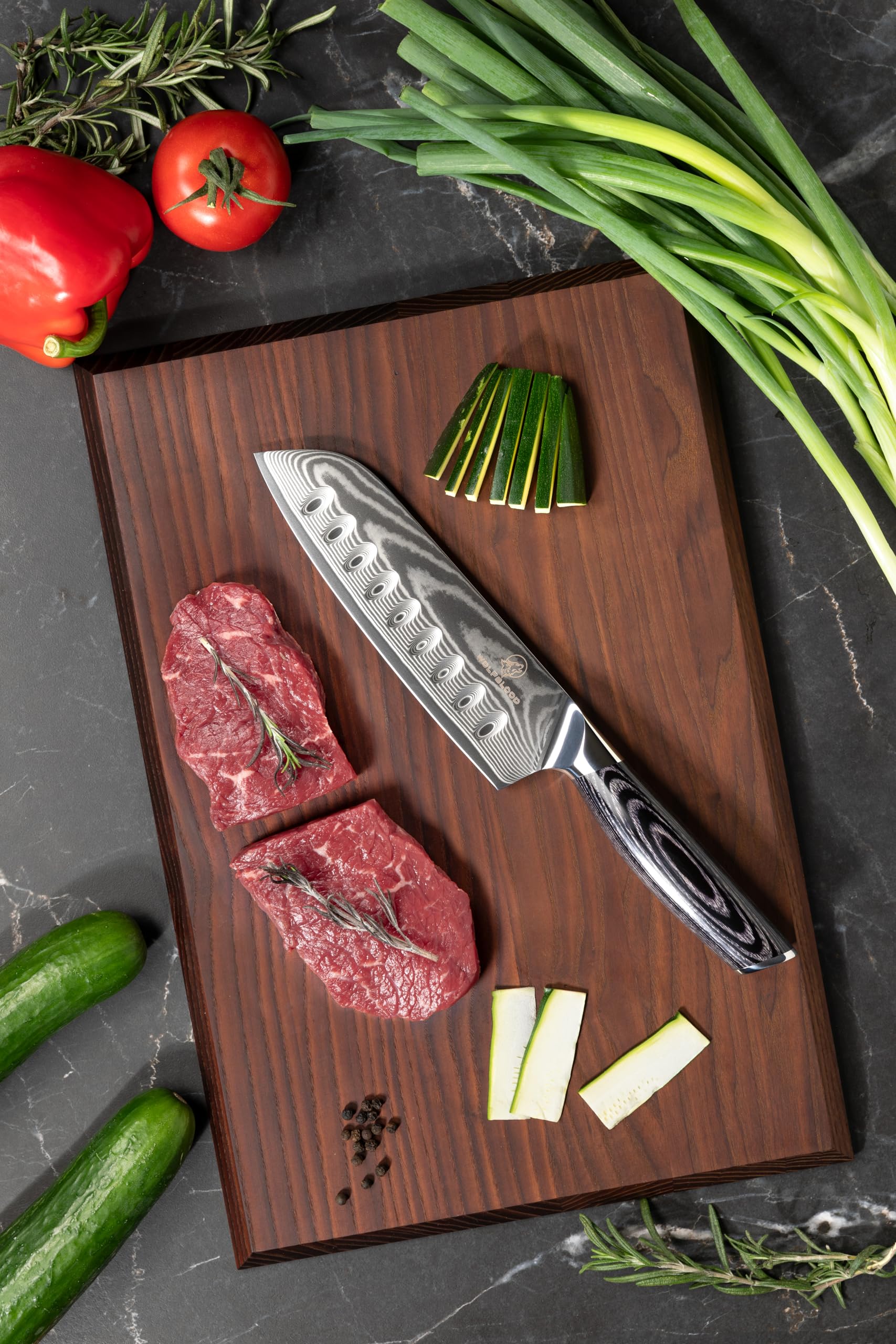 Wolfblood PRO Damastmesser Santoku Messer XL (31cm) TÜV geprüfter 62 HRC Damaststahl aus 67 Lagen I Damast-Küchenmesser Santokumesser mit Holzgriff Geschenkbox und Klingenschutz
