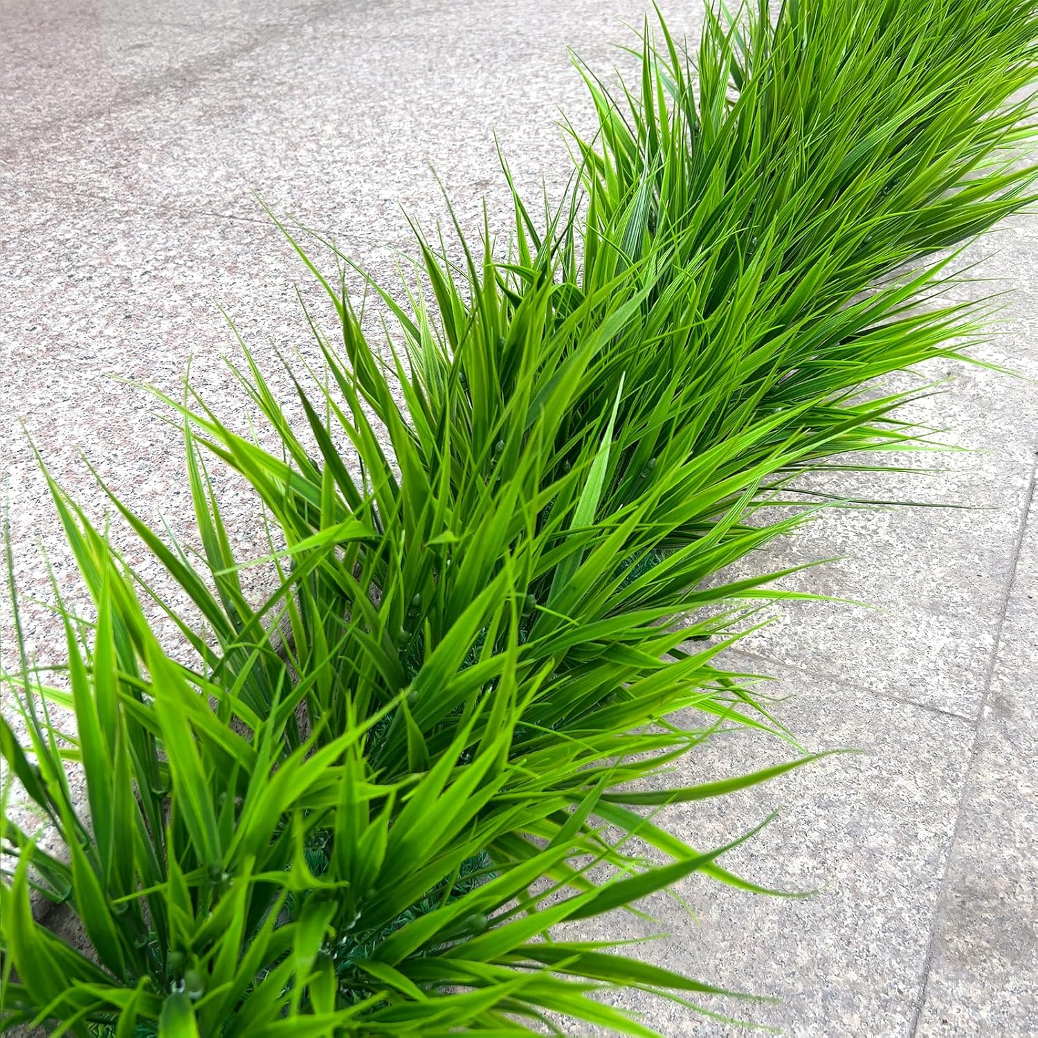 alyptus Artificial Grass Outdoor 12 Bundles Fake Plants Outside Green Onion Faux Greenery Shrubs for Front Porch Planters Pot Décor for Outdoors (Grass)