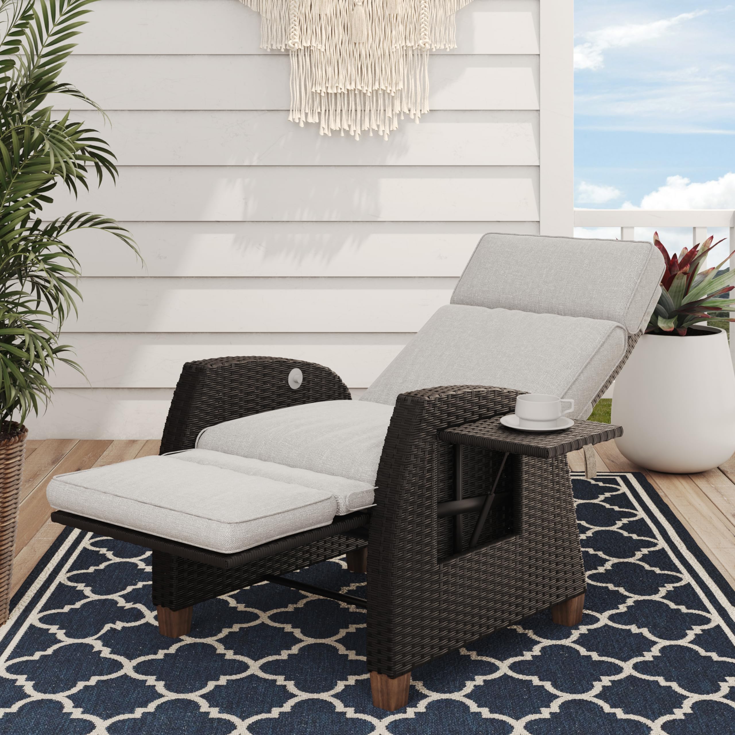 Grand patio Recliner Sun Lounger Wicker Adjustable Position Backrest Armchair with Flip Table and Cushion Lounge Chair Sun Lounger for Garden, Yard, Patio, Outdoor - Beige Cushion & Brown WickerGlobal Recycled StandardGlobal Recycled StandardGlobal Recycled Standard