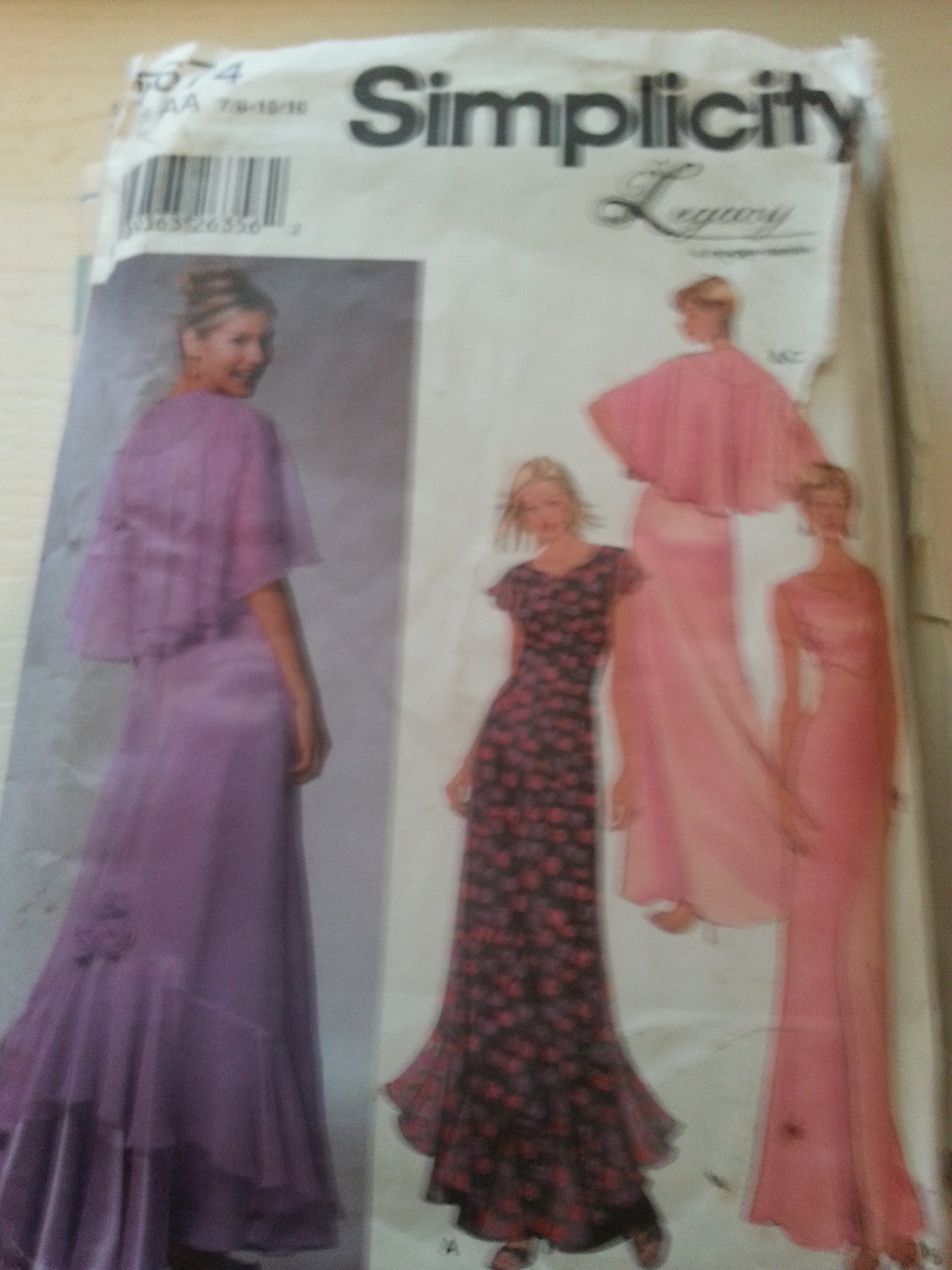 Robes & Caplet Simplicity 5674 patron couture enfant et adolescente AA