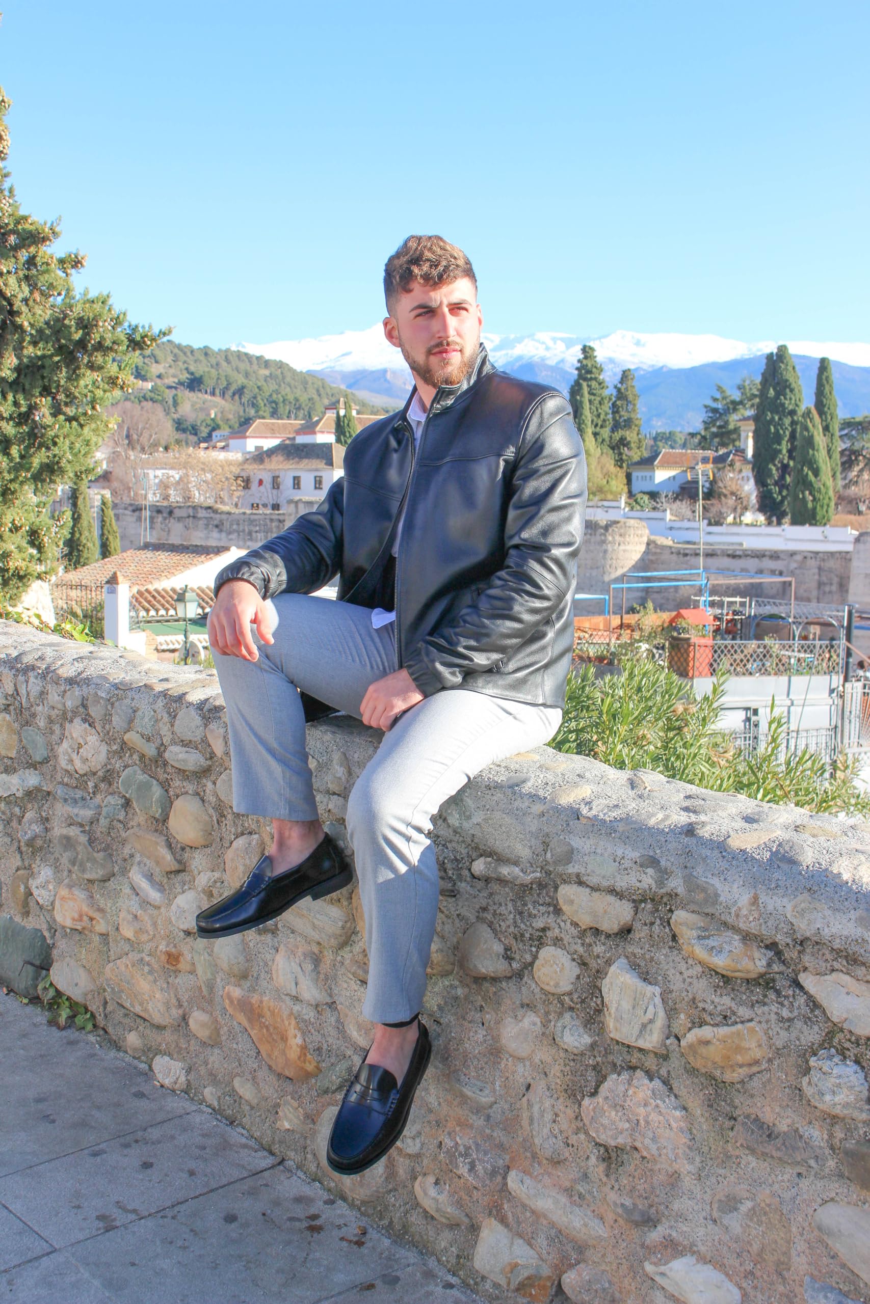 Zerimar Zapatos Castellanos Hombre Ultra Ligeros | Mocasin Antifaz Hombre | Zapatos Castellanos Mocasin Cuero | Mocasin con Borlas para Hombre | Fabricados en España