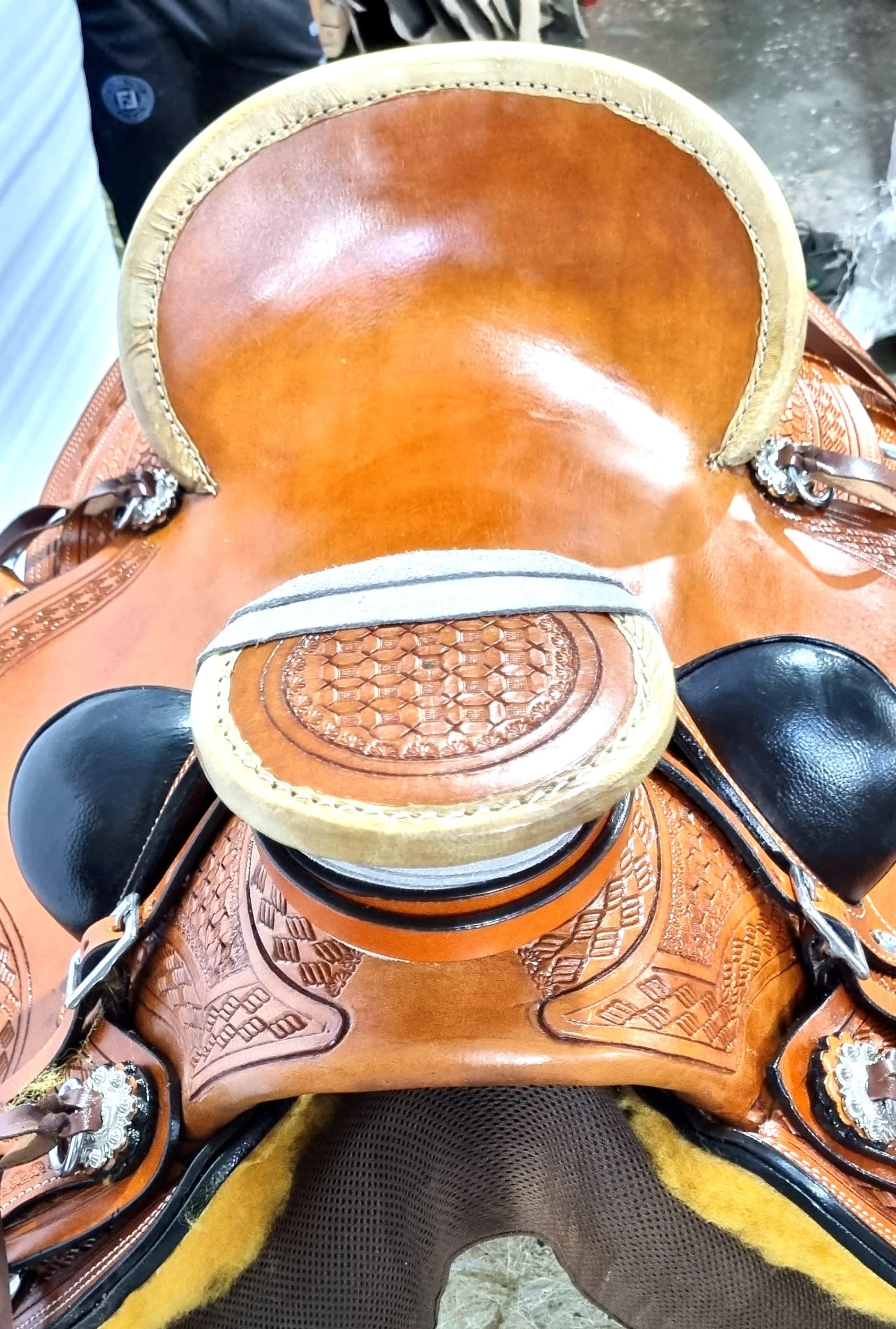Widelec Premium Western Leather Wade Tree Roping Ranch Koń Siodło 25 cm do 45.7 cm Seat ST-WLS-222