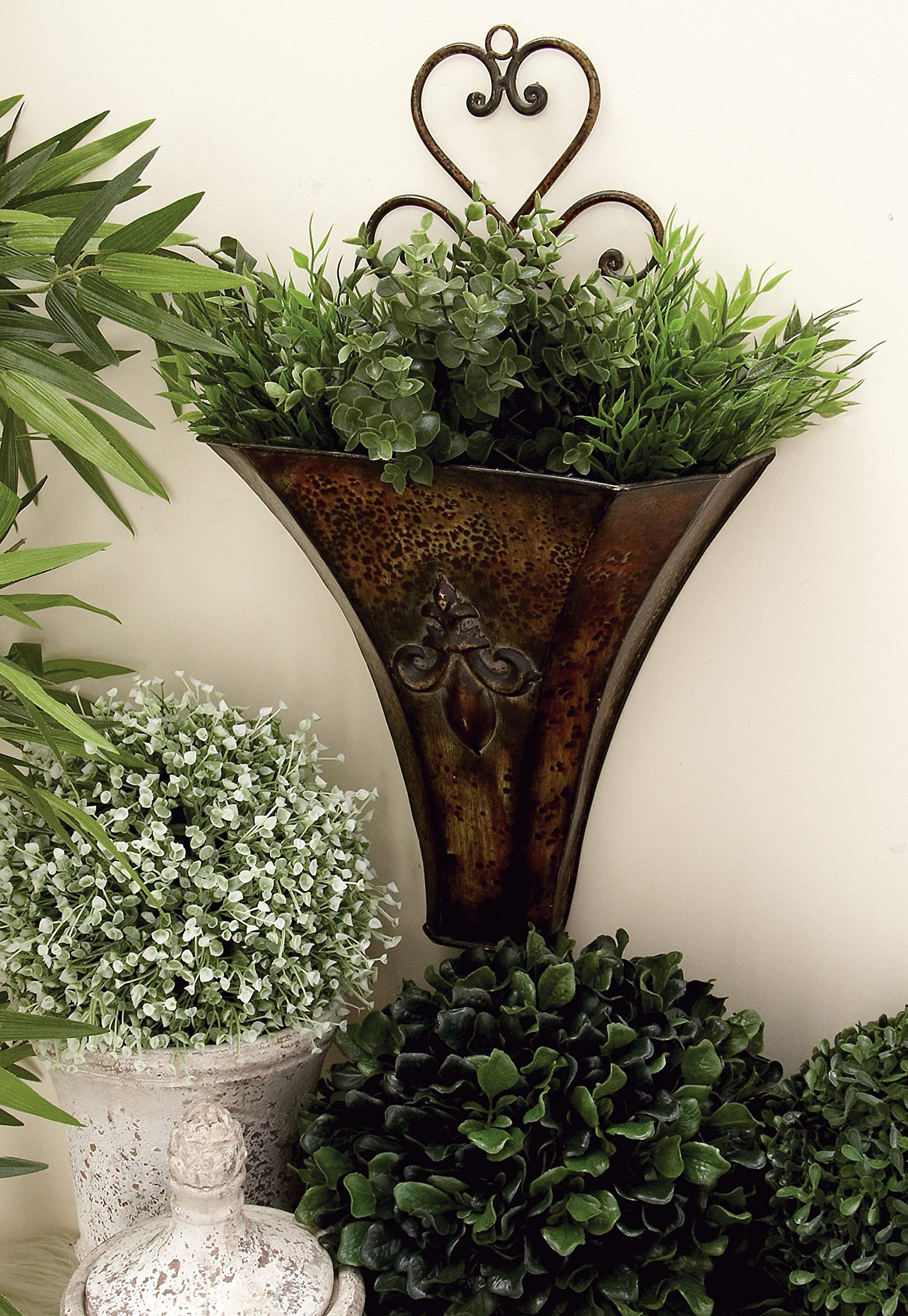Amazon.com: Deco 79 Metal Scroll Indoor Outdoor Wall Planter