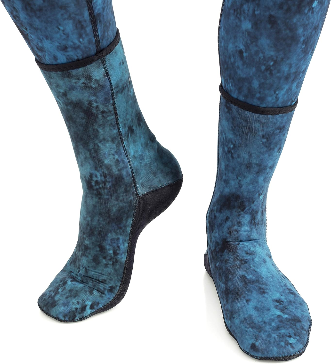 Cressi Adult 3 mm Neoprene Camouflage Socks for Freediving, Snorkeling, Scuba Diving - Hunter Socks: Designed in Italy