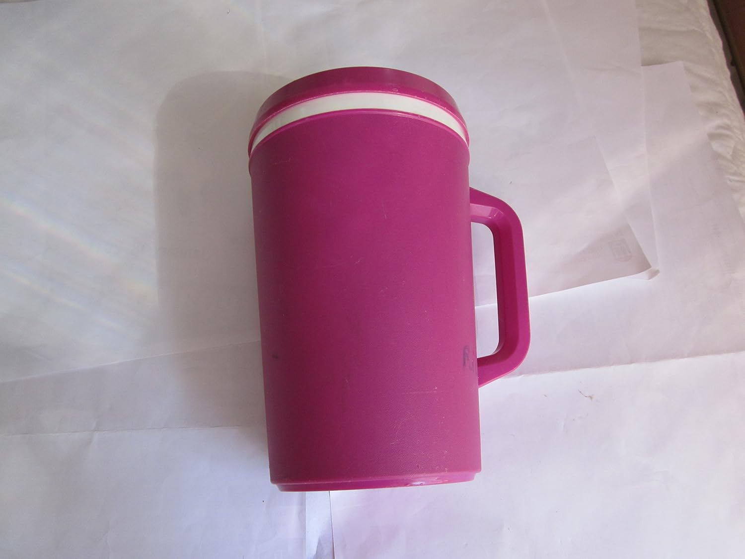 Aladdin Thermos, 20 oz. capacity with handle and removable