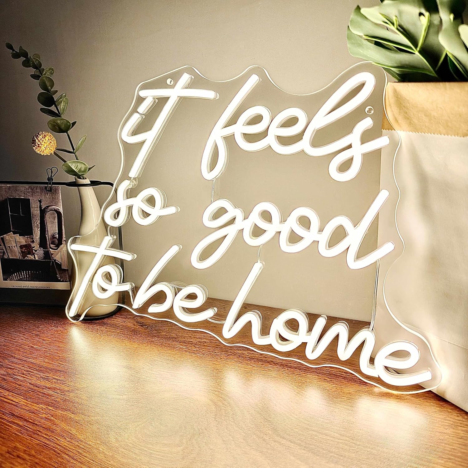 It Feels So Good to Be Home Neon Sign, 16.7" x 12.4" Dimmable Warm White LED Light Decor, USB Powered Aesthetic Wall Art for Entryway, Living Room, Bedroom, New Home Housewarming Gift Ideas