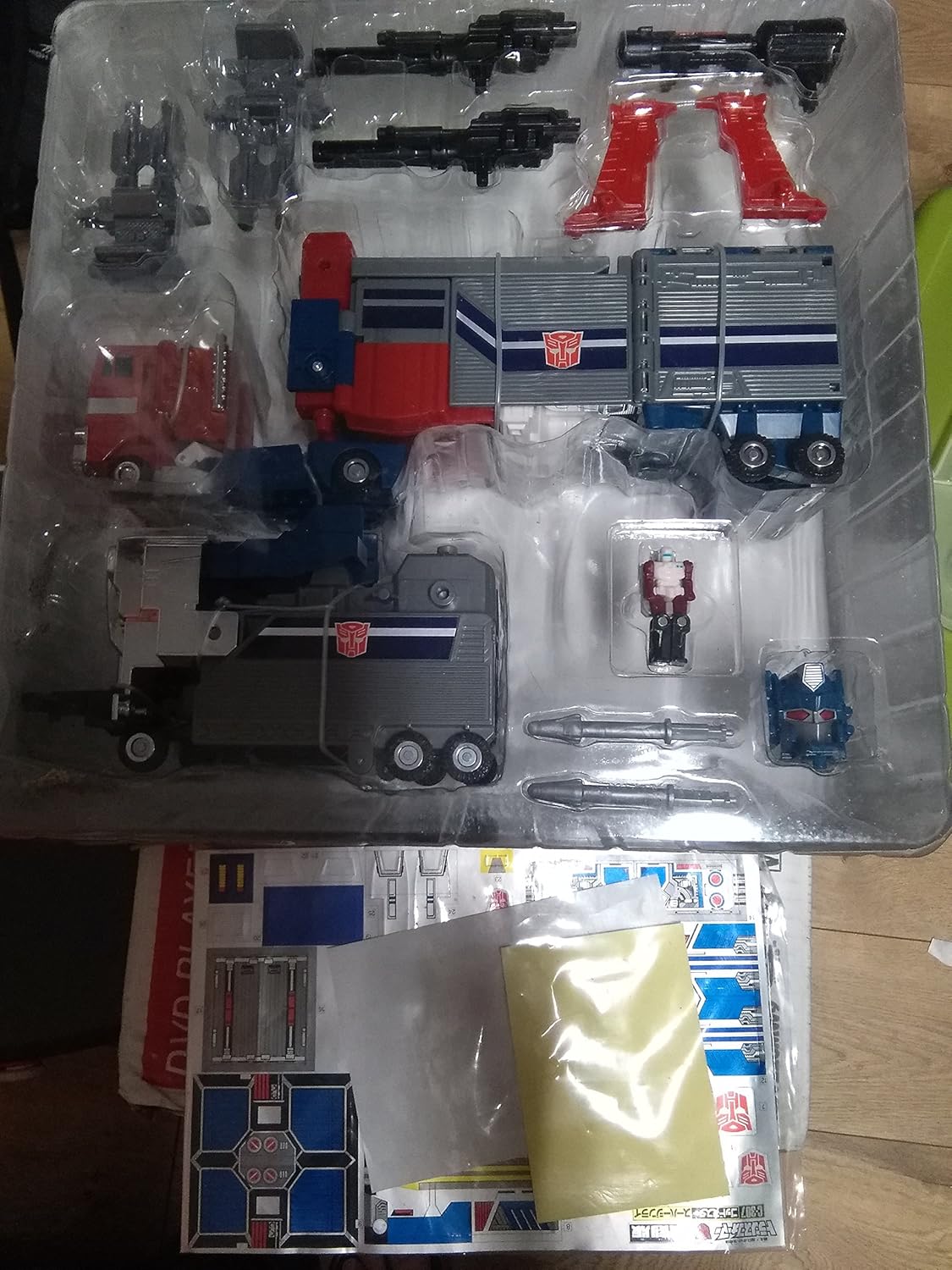 Transformers G1 Commemorative Series II Powermaster Optimus Prime with Apex Armor Reissue Figure
