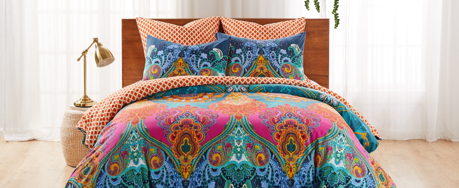 Amazon.com: Levtex Home - Mackenzie Quilt Set - King/Cal  Levtex Home Mackenzie Quilt and Pillow Sham Set - 3 piece KING 106x92 in main image 1