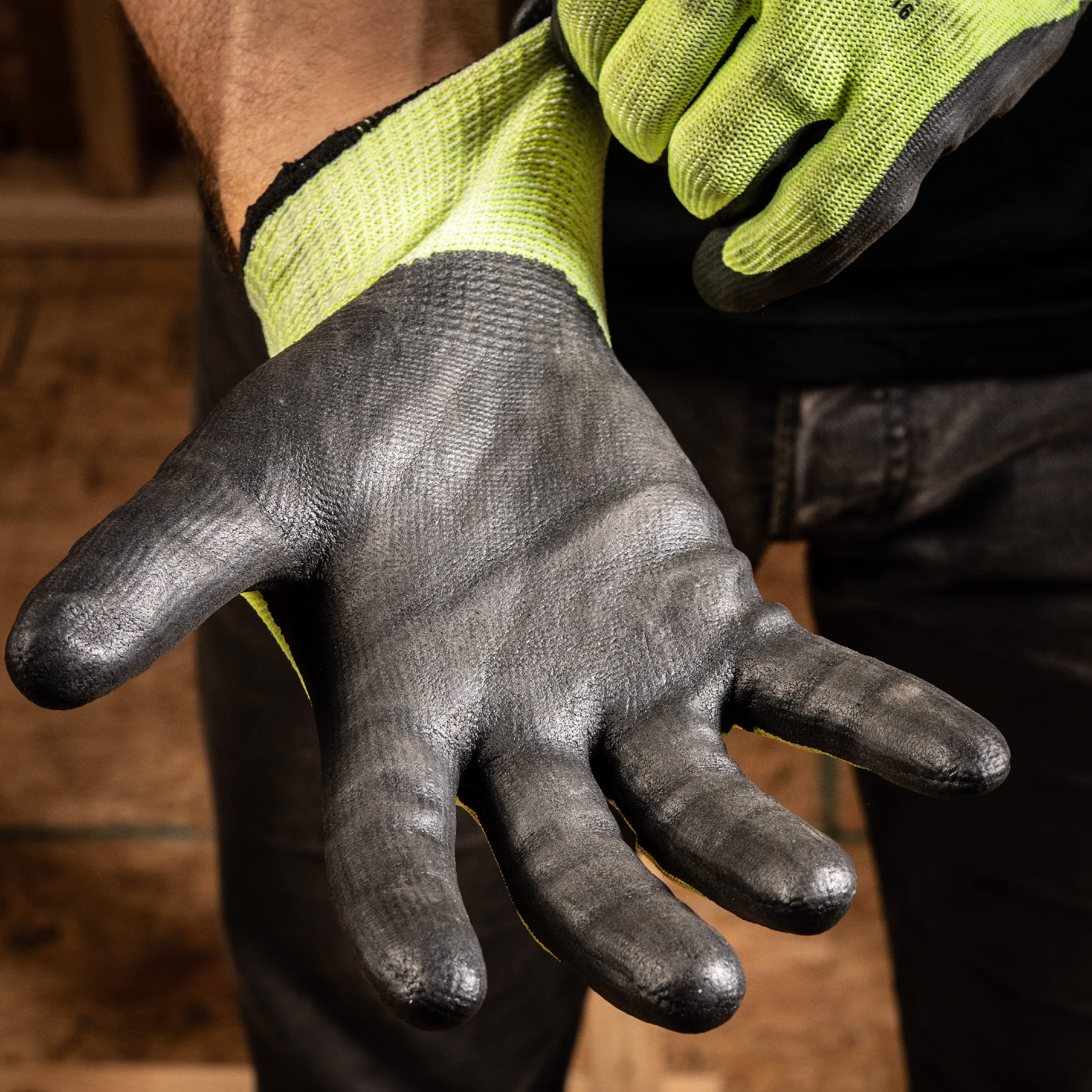 AWP Guantes de trabajo con revestimiento resistente a cortes ANSI A5 de alta visibilidad para hombres y mujeres, talla L