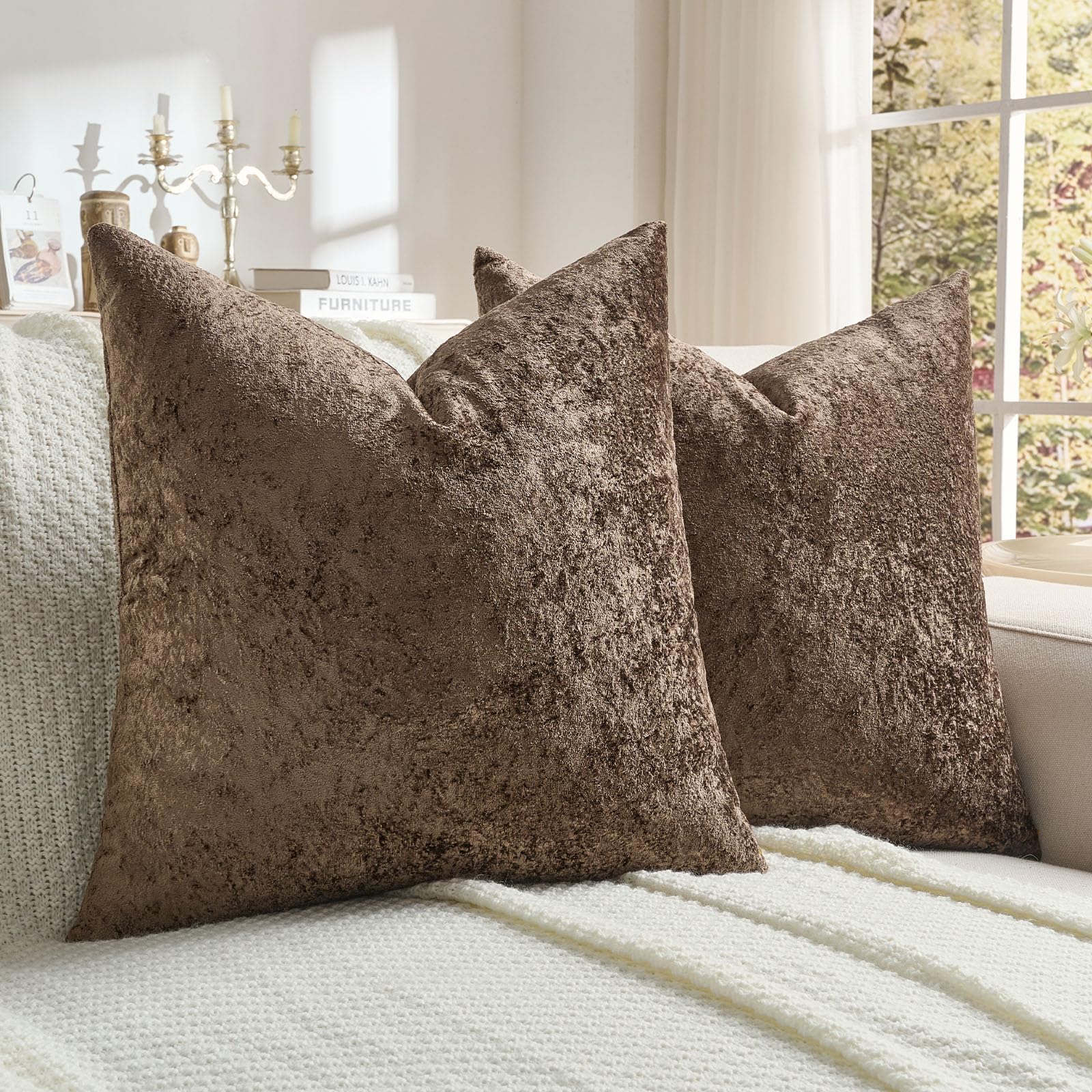 FUTEI Set of 2 Crushed Flannel Cushion Covers 45x45 cm, Dark Coffee — image 1