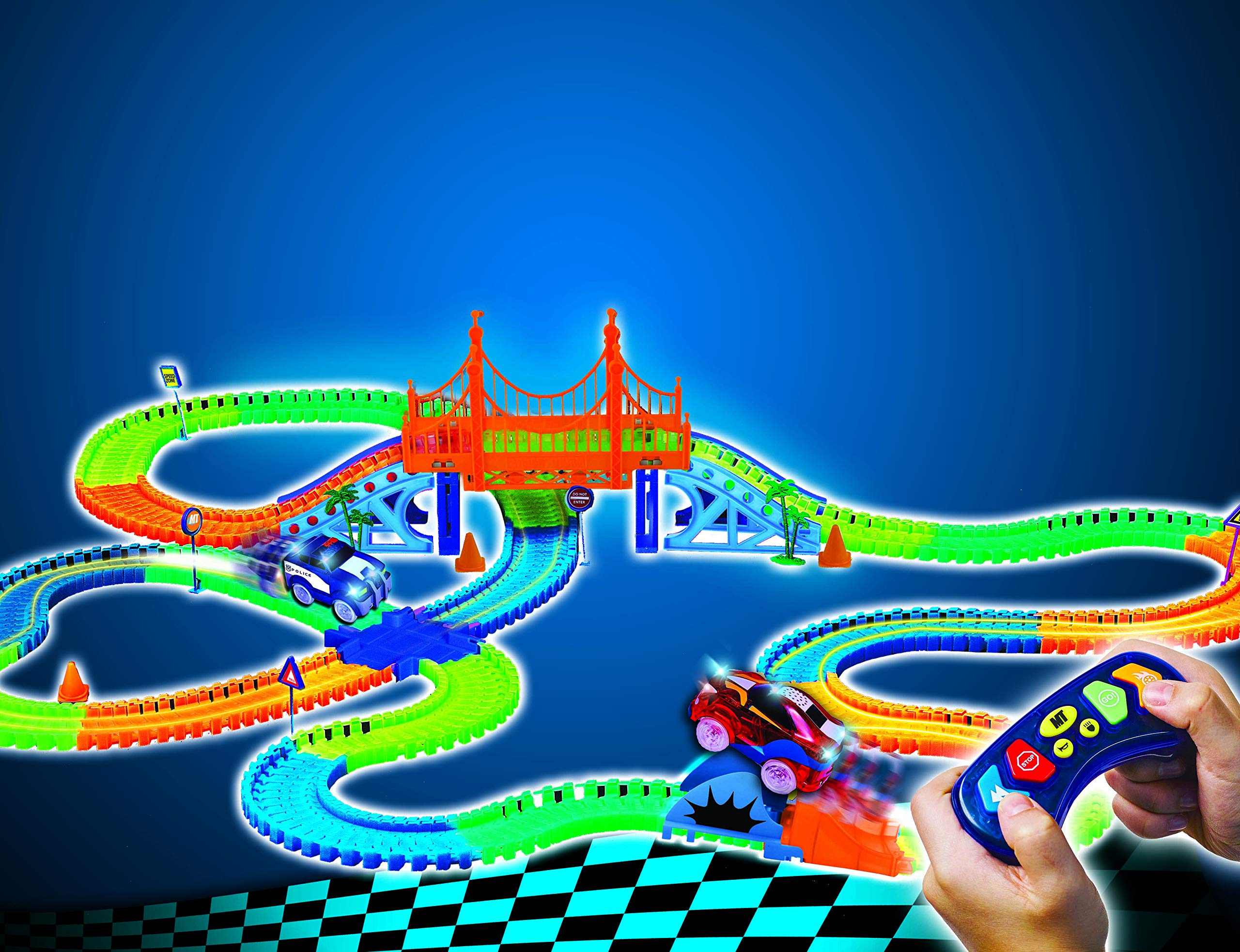 Magic Tracks RC - Circuito luminoso de 4,80 metros modulable y brillante en la oscuridad con 342 accesorios , color/modelo surtido