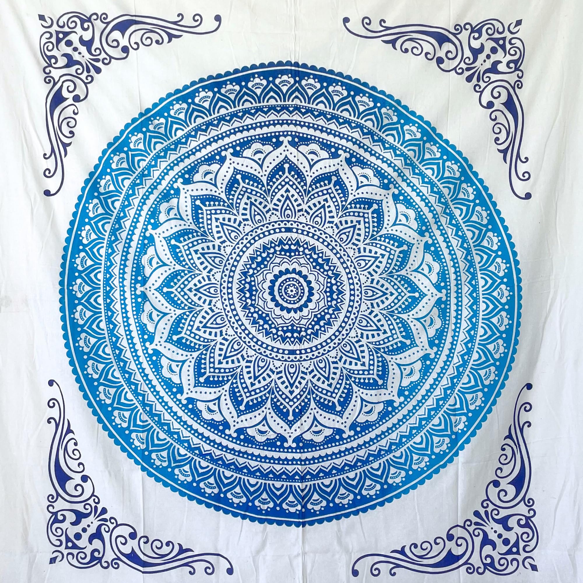 MOMOMUS Toalla Mandala de Playa Grande con Flecos o Toalla Grande para la Playa, XXL y Antiarena - Ideal como Manta, Esterilla o Pareo para Suelo - Azul, 210x240 cm