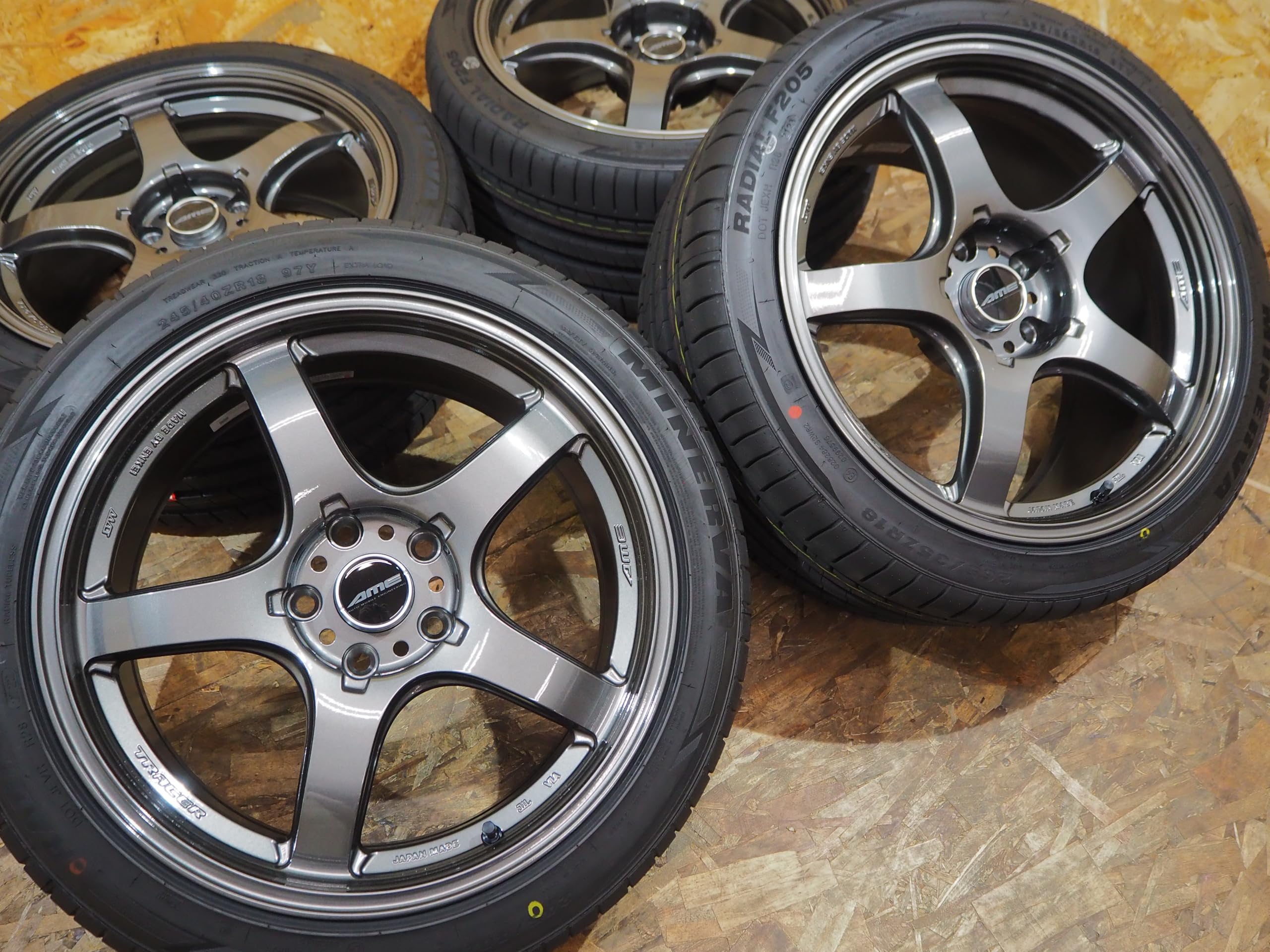 Amazon | 245/40R18 8.5J+30 265/35R18 9.5J+30 5H114.3 タイヤ