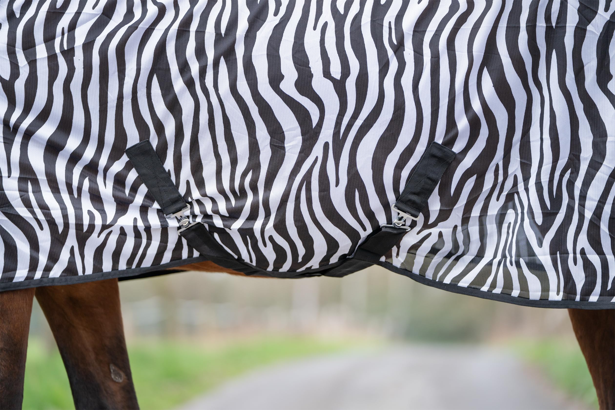 HKM 4668 Zebra - Coperta per cavallo, con cintura incrociata, 145 cm