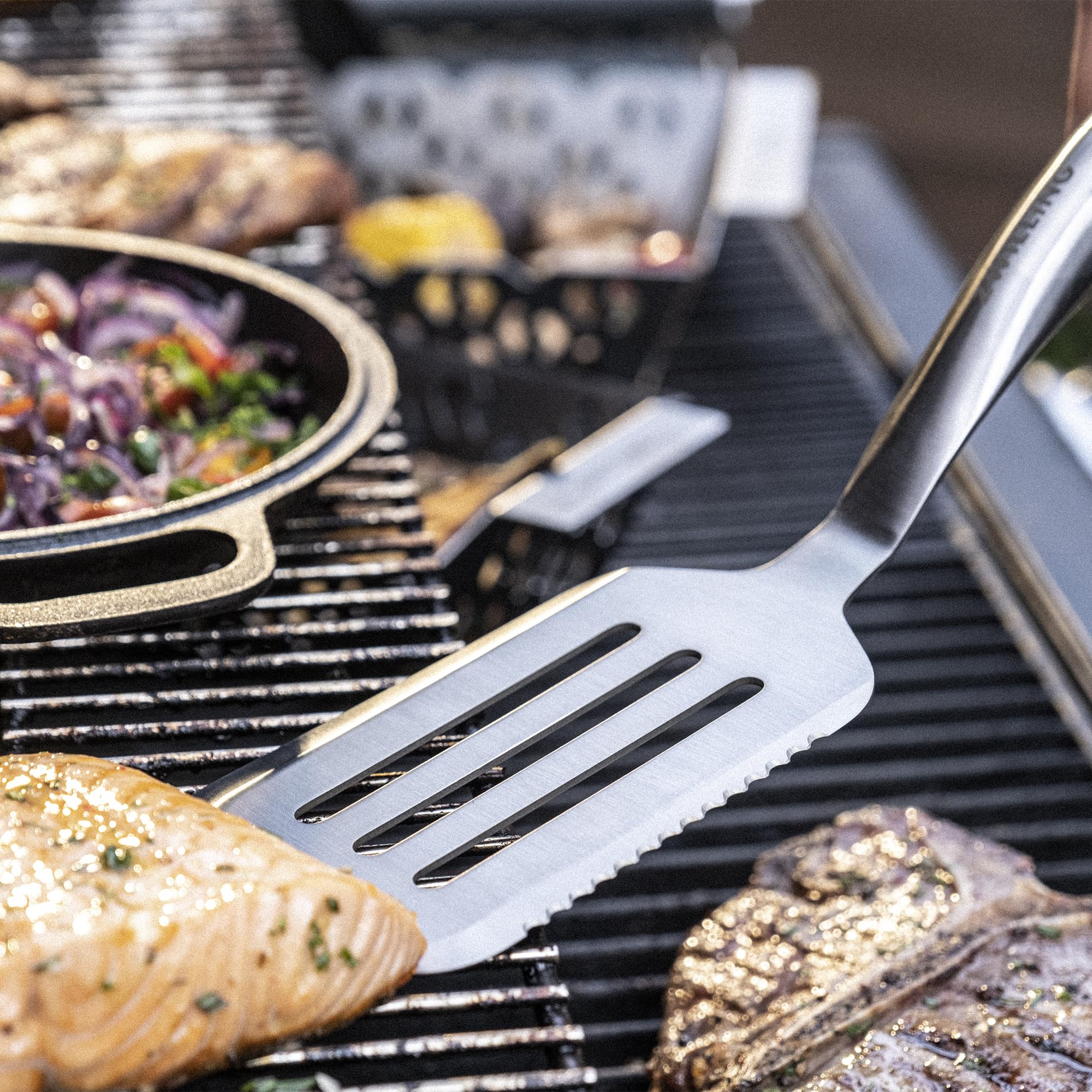 Amazon.com: ZWILLING BBQ+ 17-inch Grill Spatula, Triple-Rivet