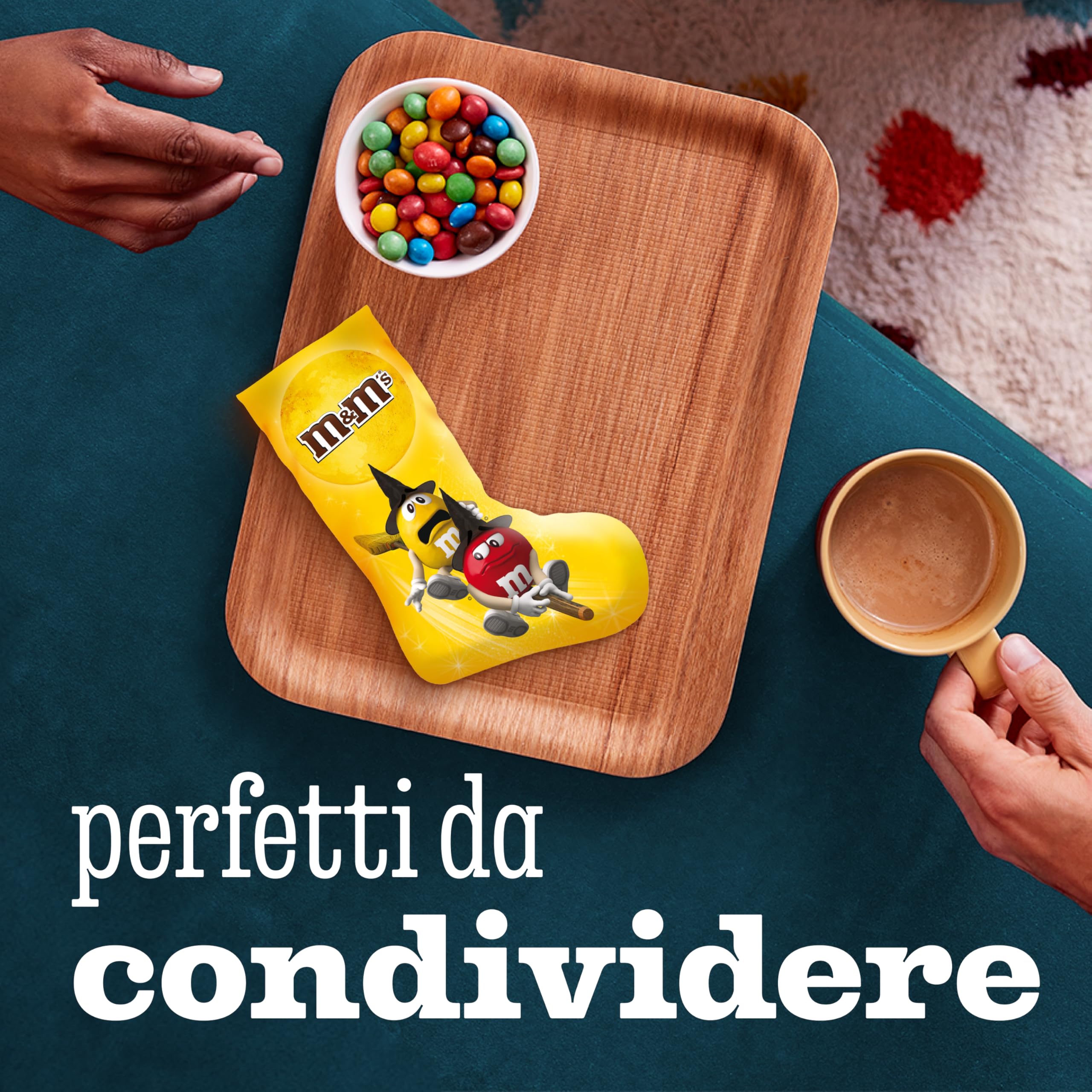 M&M's & Friends 3 Calze della Befana, Edition Epifania con 1560g di cioccolato M&M's, Twix, Snickers, Bounty, Mars e Milky Way