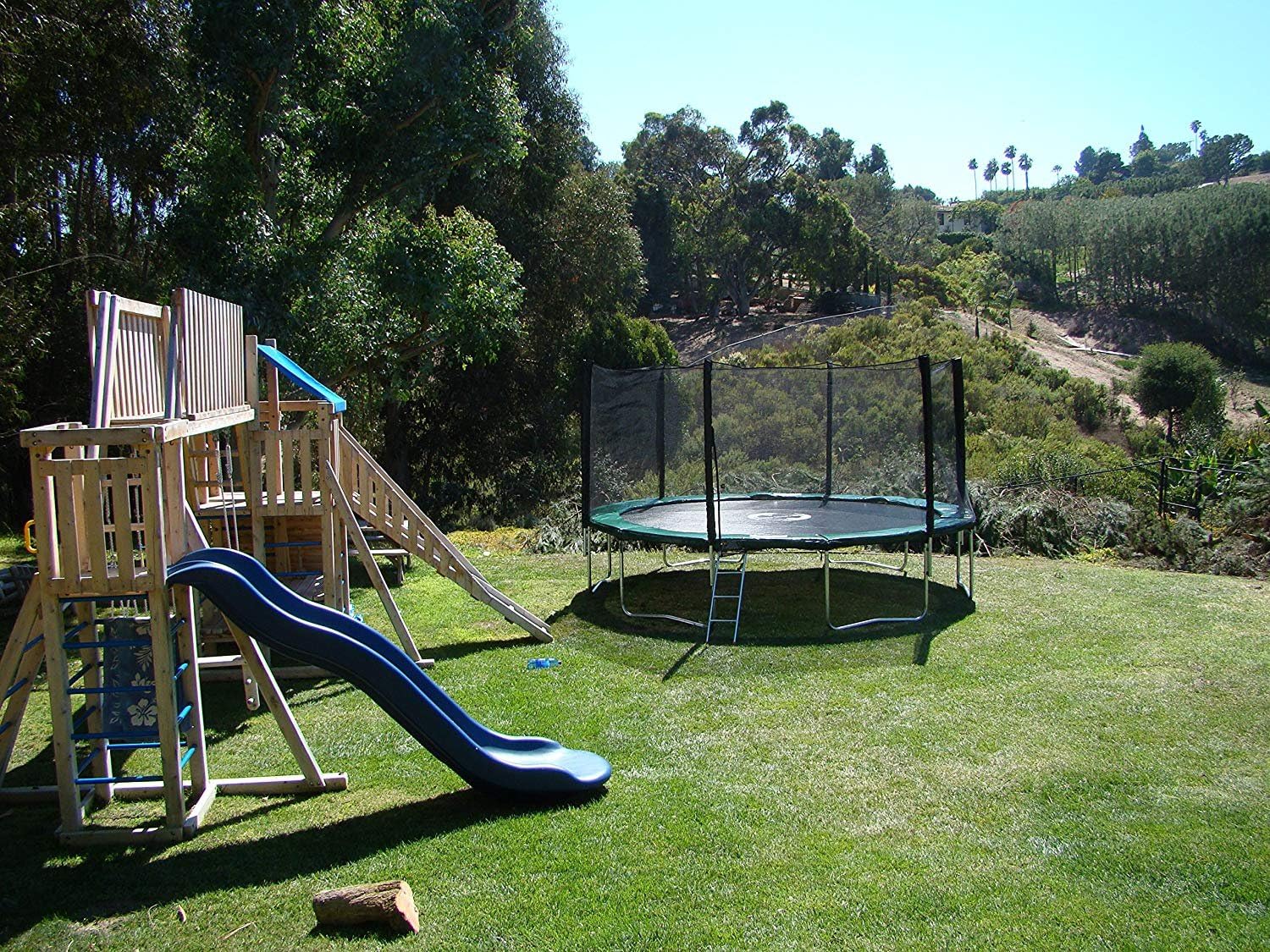 Happy Trampoline Round Trampolines 14 FT, 15 FT, 16 FT - ASTM Approved - Outdoor Gymnastic Trampolines for Adults and Kids with Net Enclosure