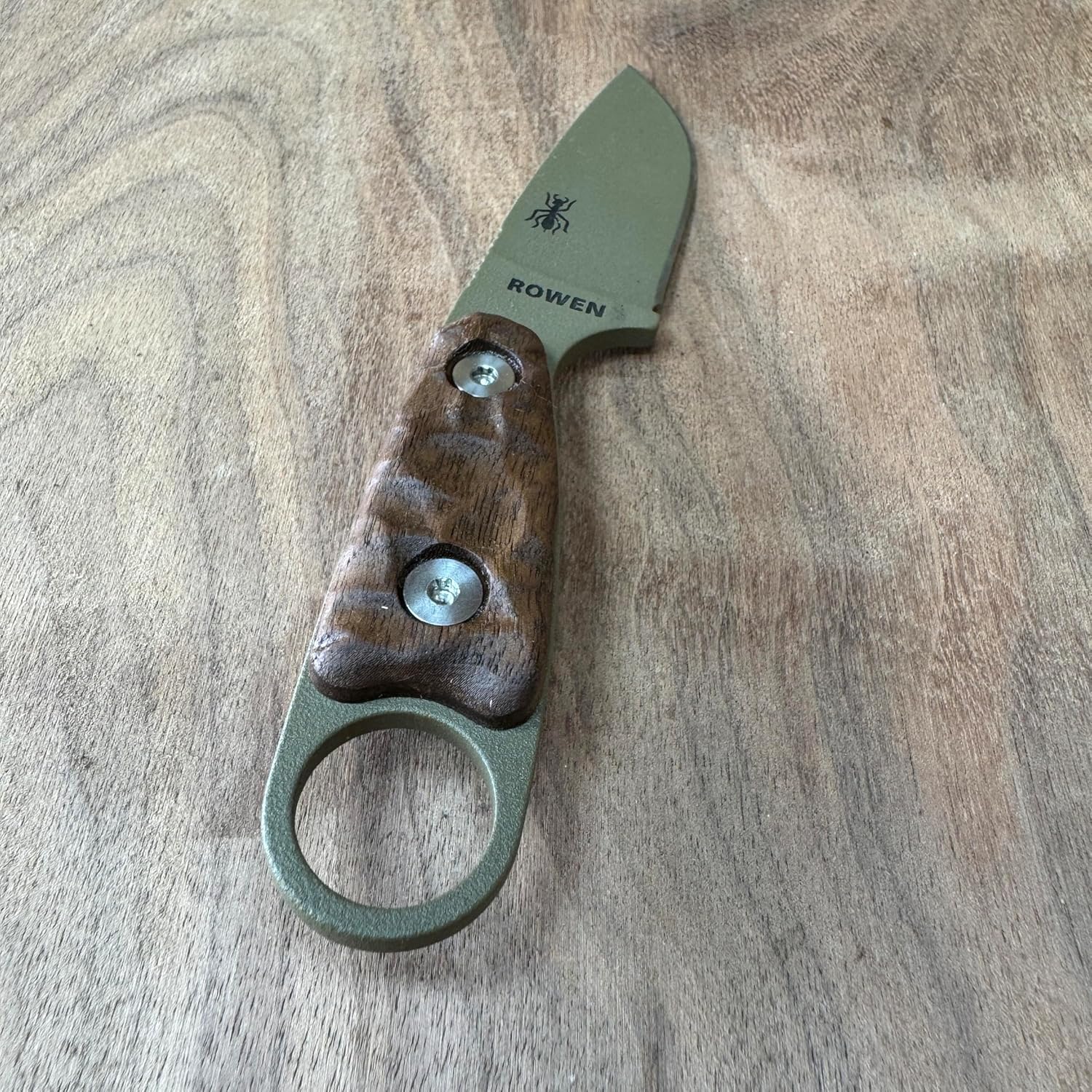 Royalcurl handles/scales compatible with ESEE Izula knife (With hardware)