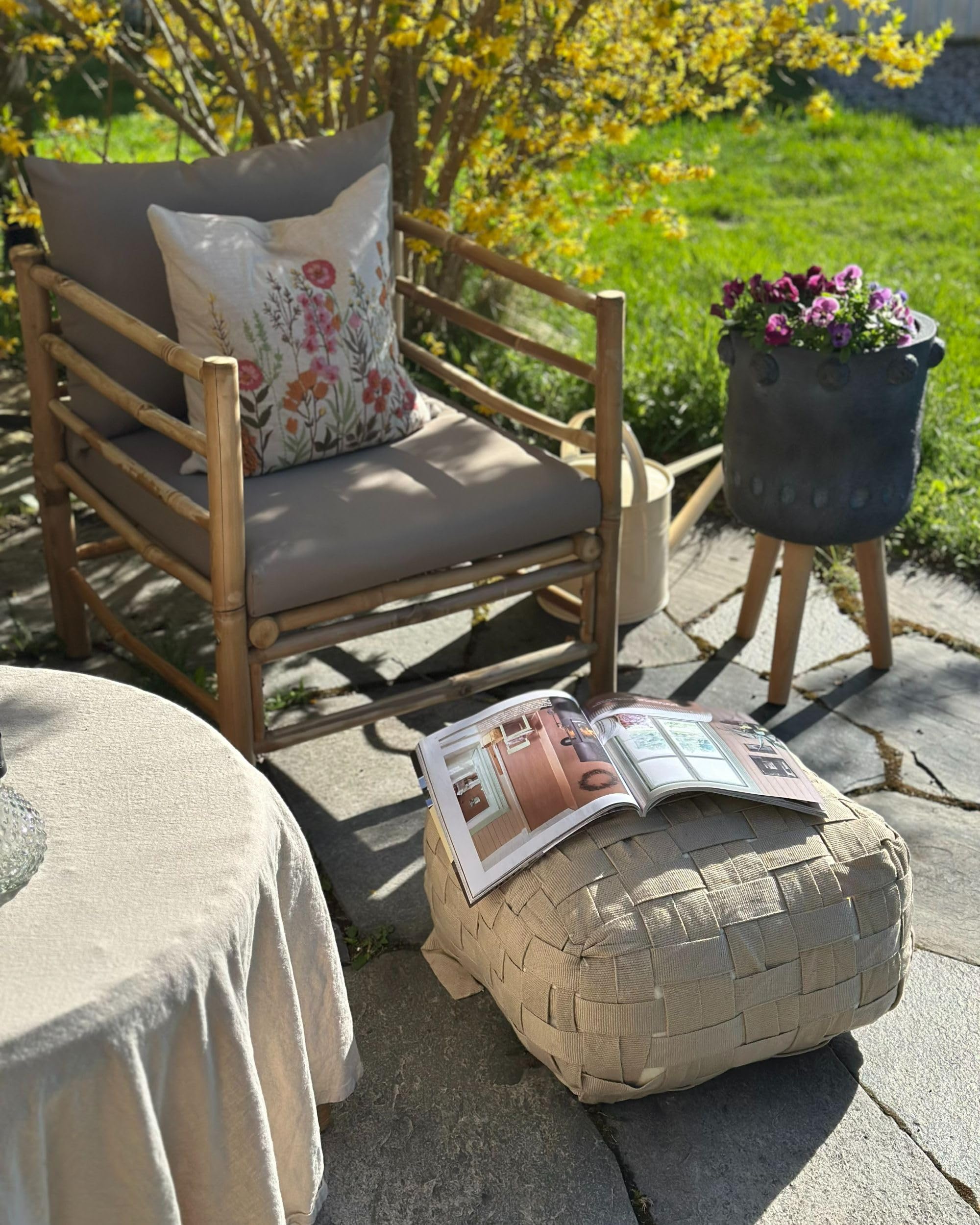 Beliani Handgewebter Pouf für den Außenbereich, Ottomane, Kunststoff, Gartenaccessoires, 50 x 50 cm, beige, Bodla