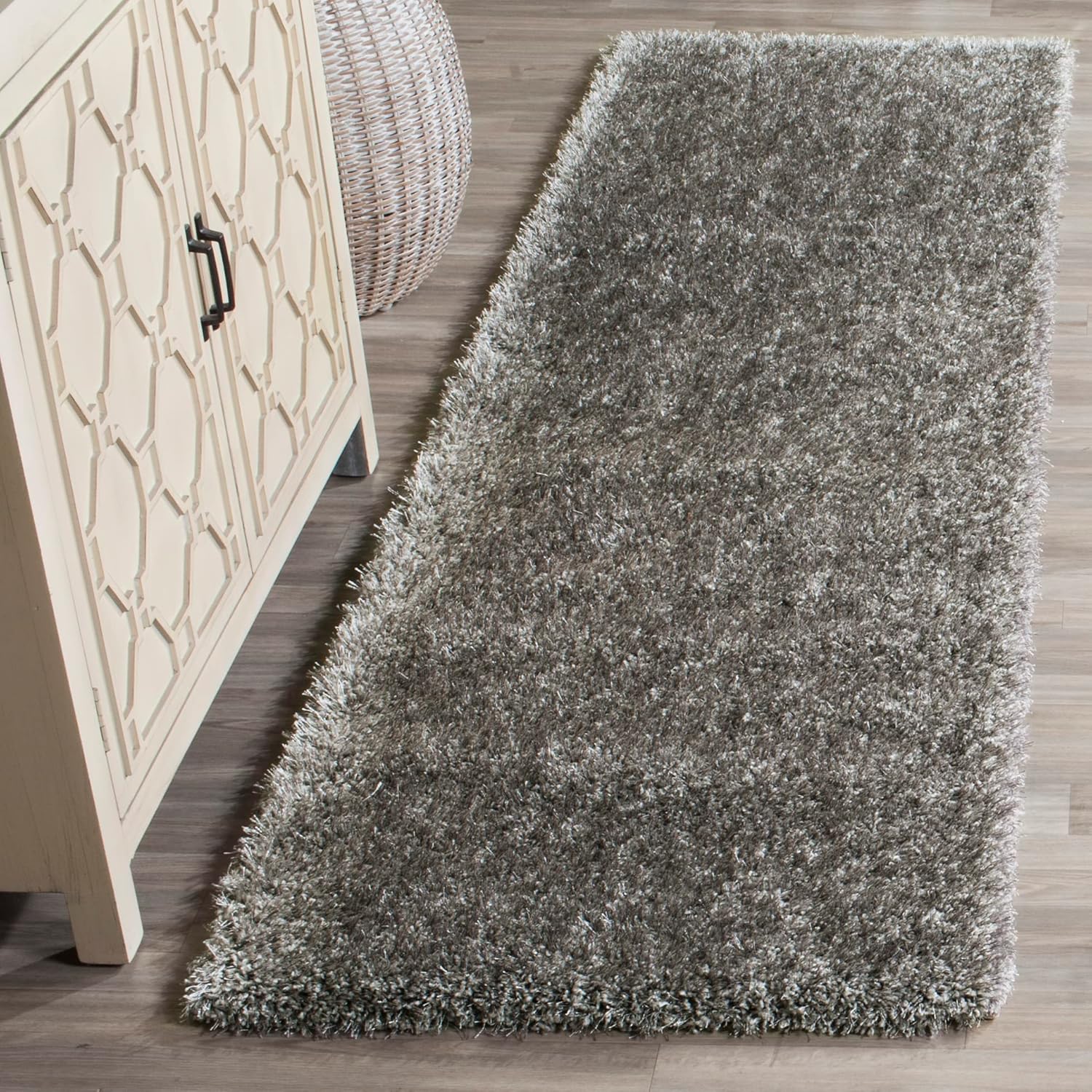 SAFAVIEH Charlotte Shag Collection Runner Rug - 2'3" x 8', Grey, Non-Shedding & Easy Care, 2-inch Thick Ideal for High Traffic Areas in Living Room, Bedroom (SGC720G)