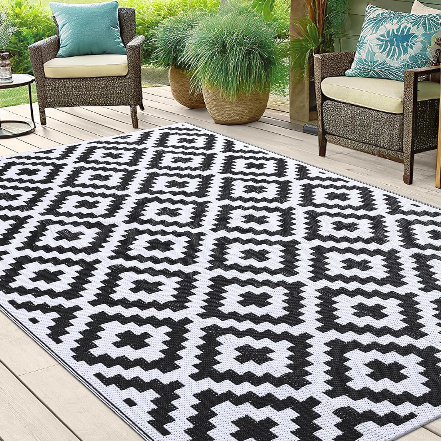 smiry Alfombra para exteriores, impermeable, resistente a los rayos UV, para patio exterior, reversible, de plástico, para balcón, camping, picnic, patio trasero, 150 x 240 cm, blanco y negro