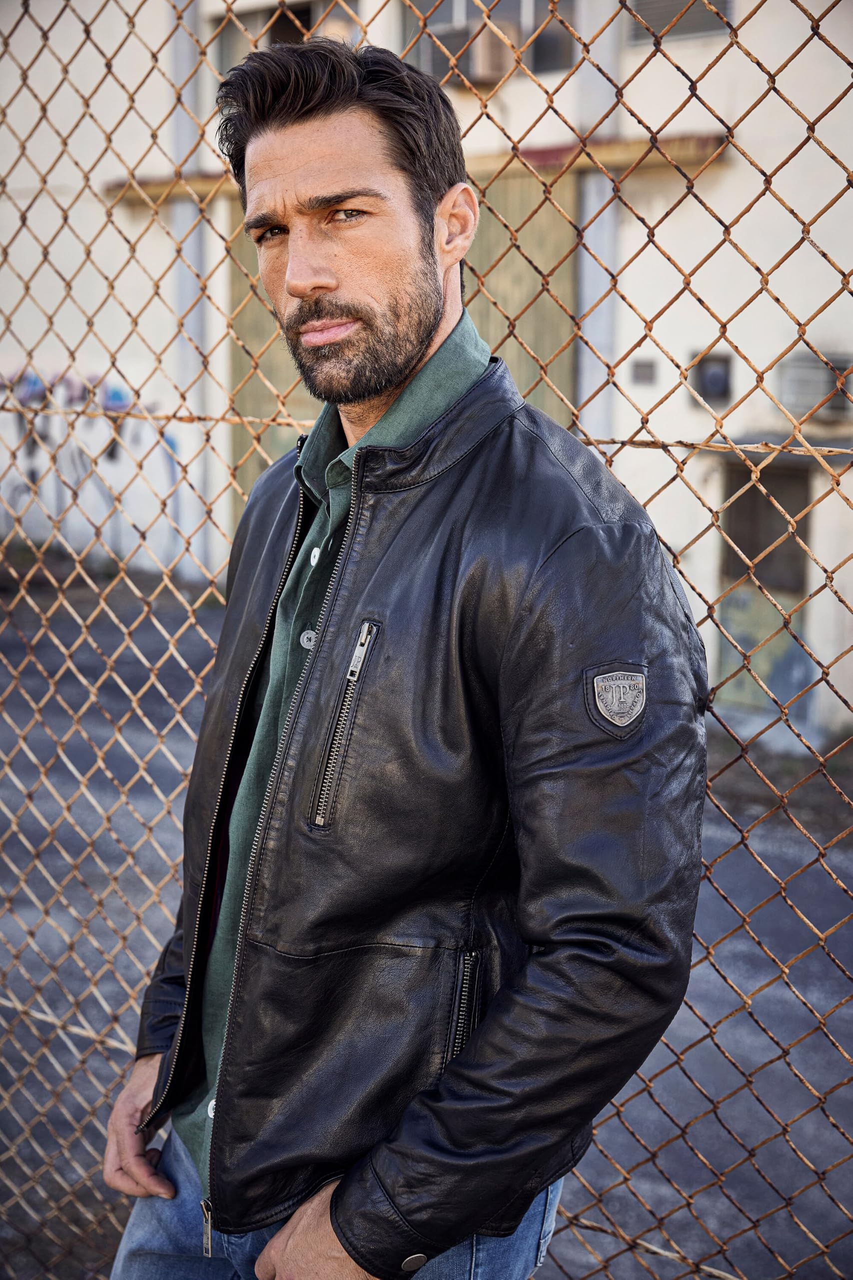 JP 1880 Chaqueta de Cuero, Estilo Motero, Cuello alzado, Cremallera 815880