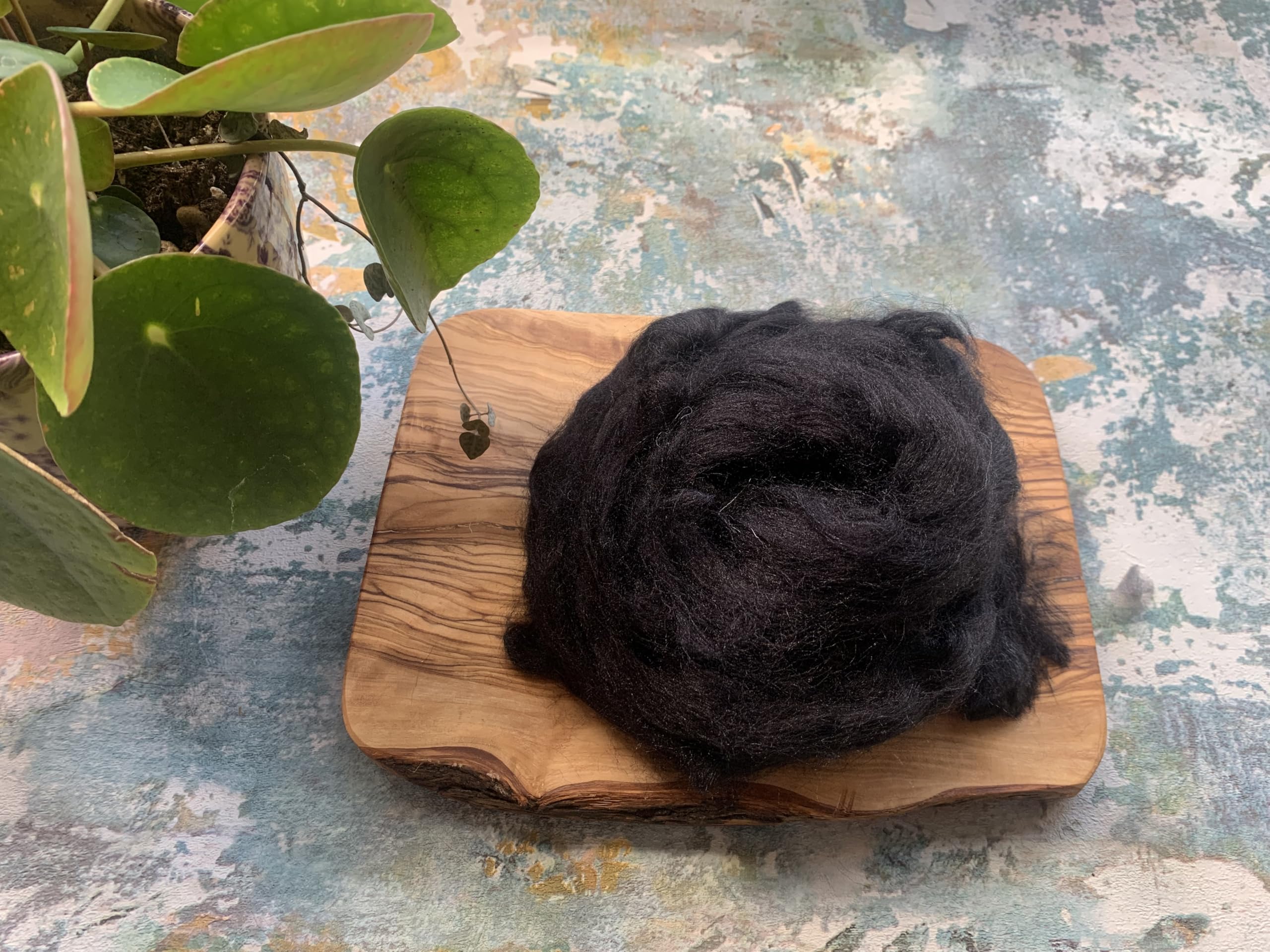 Heidifeathers Black Tussah Silk Tops - Dyed Fibres, Felting & Spinning Fibres/Roving 50G (Black)