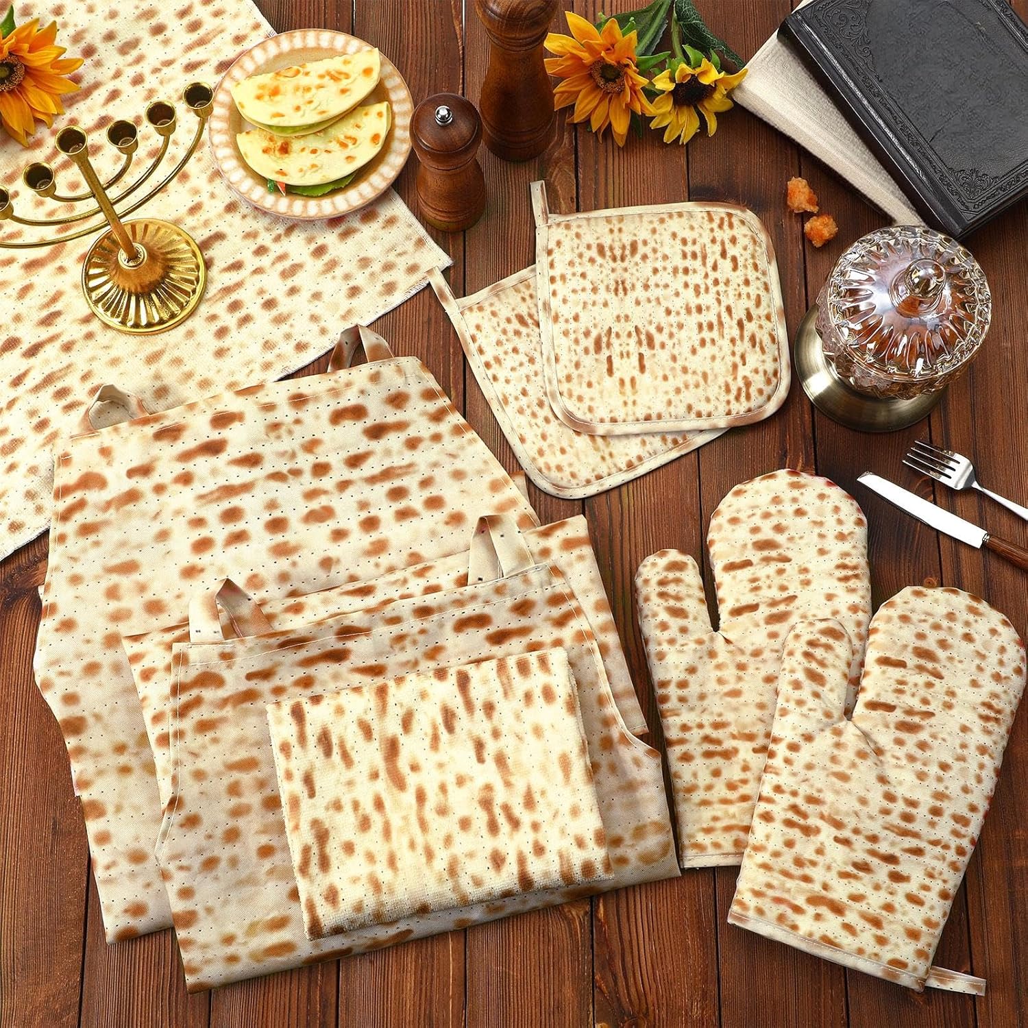 8 Pcs Passover Kitchen Accessories Set Include Passover Apron Oven Mitts Pot Holders Kitchen Towel Matzah Print Design for Pesach Seder and Cooking Gifts - Image 4