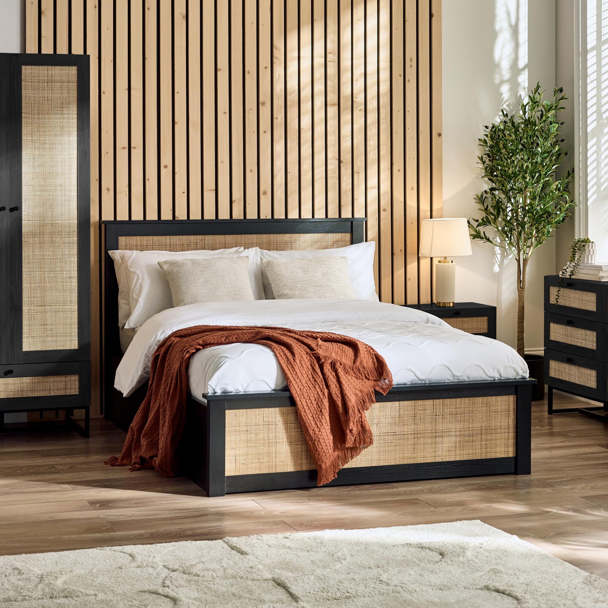 Julian Bowen Padstow Ottoman 150Cm King Bed - Black