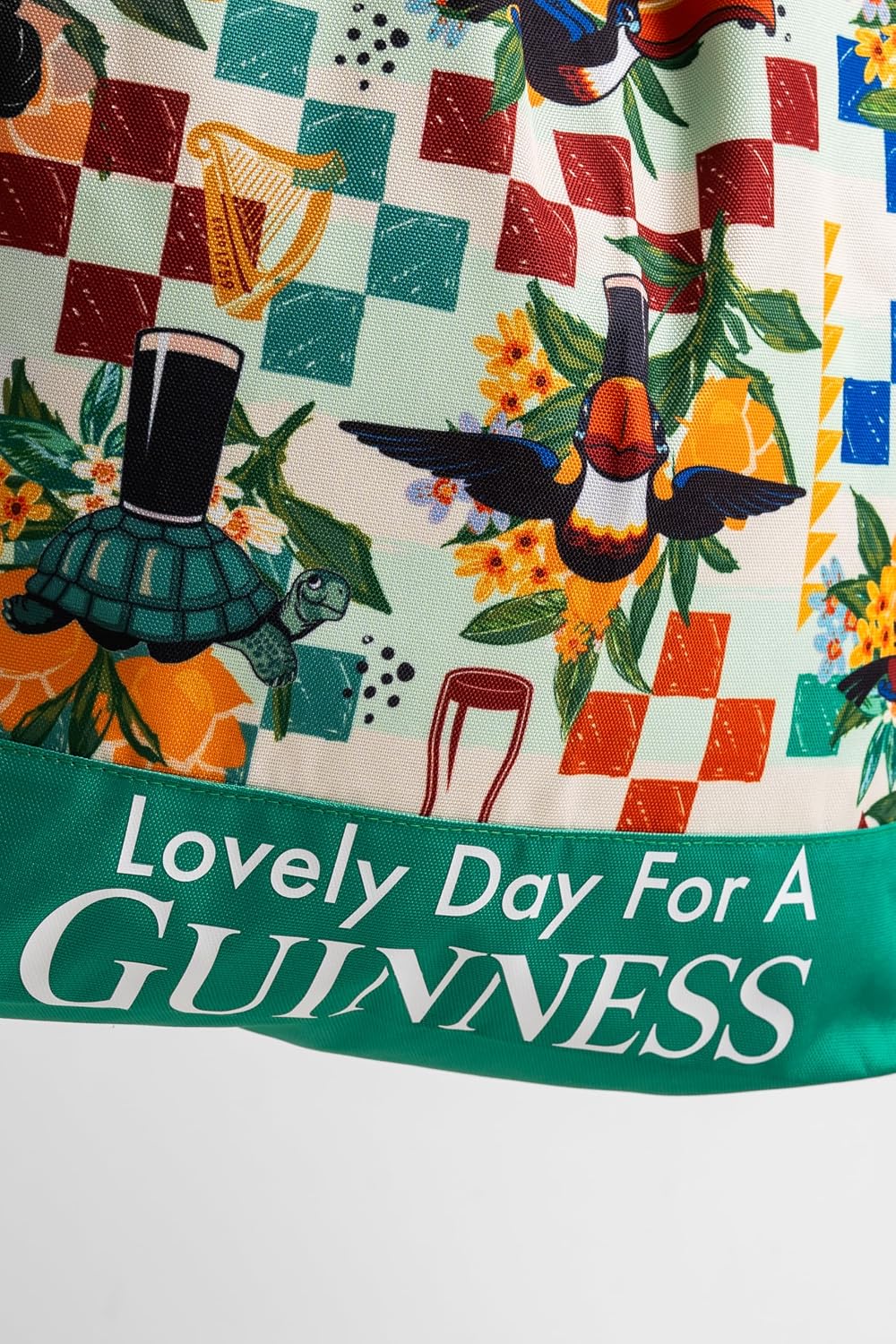 Guinness Toucan Beach Bag – Hawaiian Print Tote with Shoulder Straps, 20L Capacity, Internal Pocket, Polyester