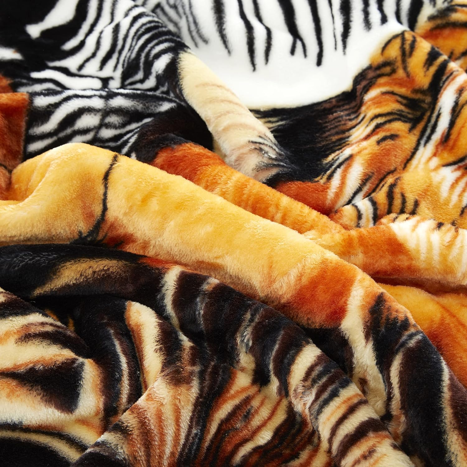 Marina Decoration Reversible 8 LB Oversized Heavy Woven Fluffy Plush Soft Warm Korean Style Mink 2 Ply Rich Printed Animal Flannel Fleece Throw Raschel Blanket, 78 x 86 Inch Deer Safari Pattern