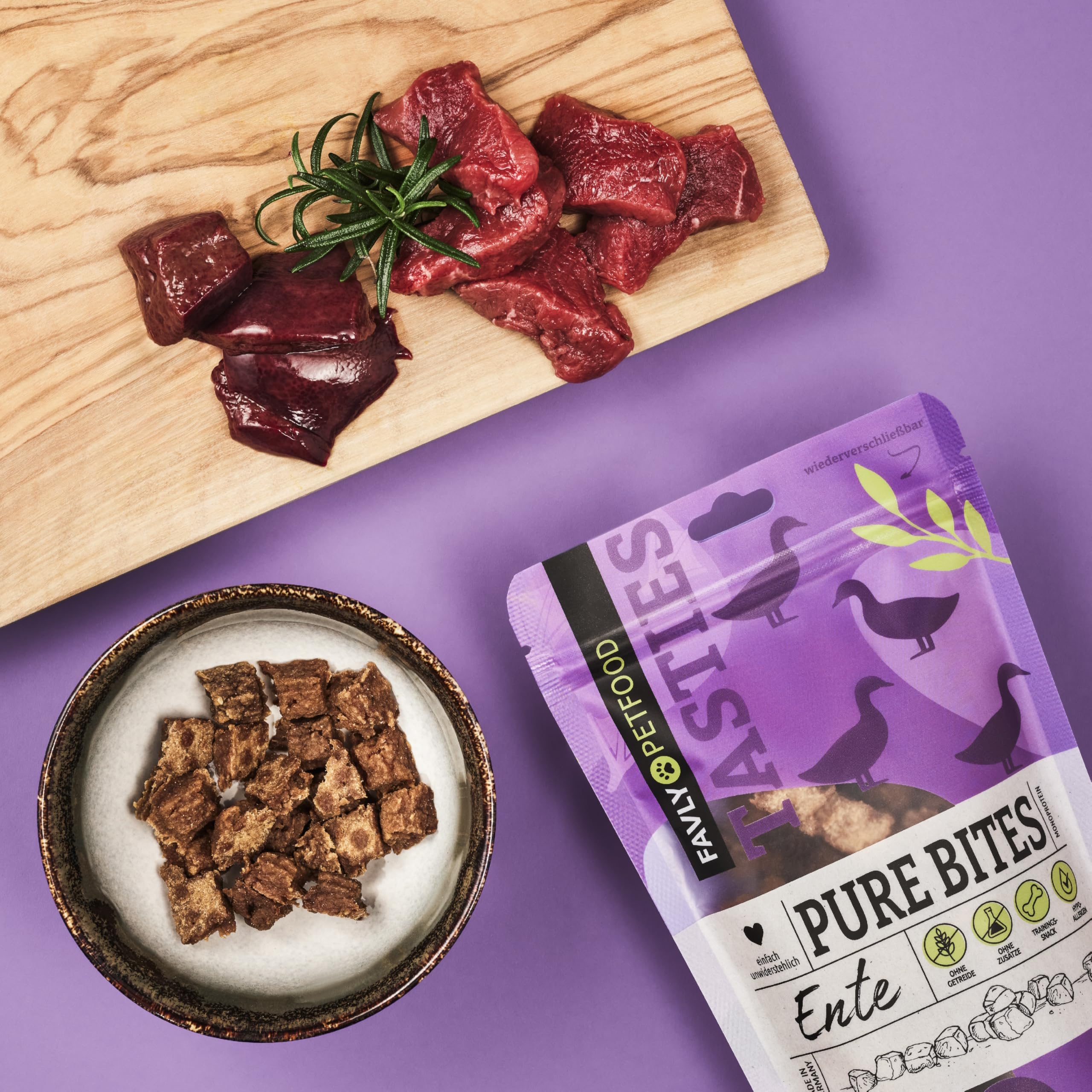 FAVLY Pure Bites Ente 6x120g, softe Hundeleckerli, Monoprotein
