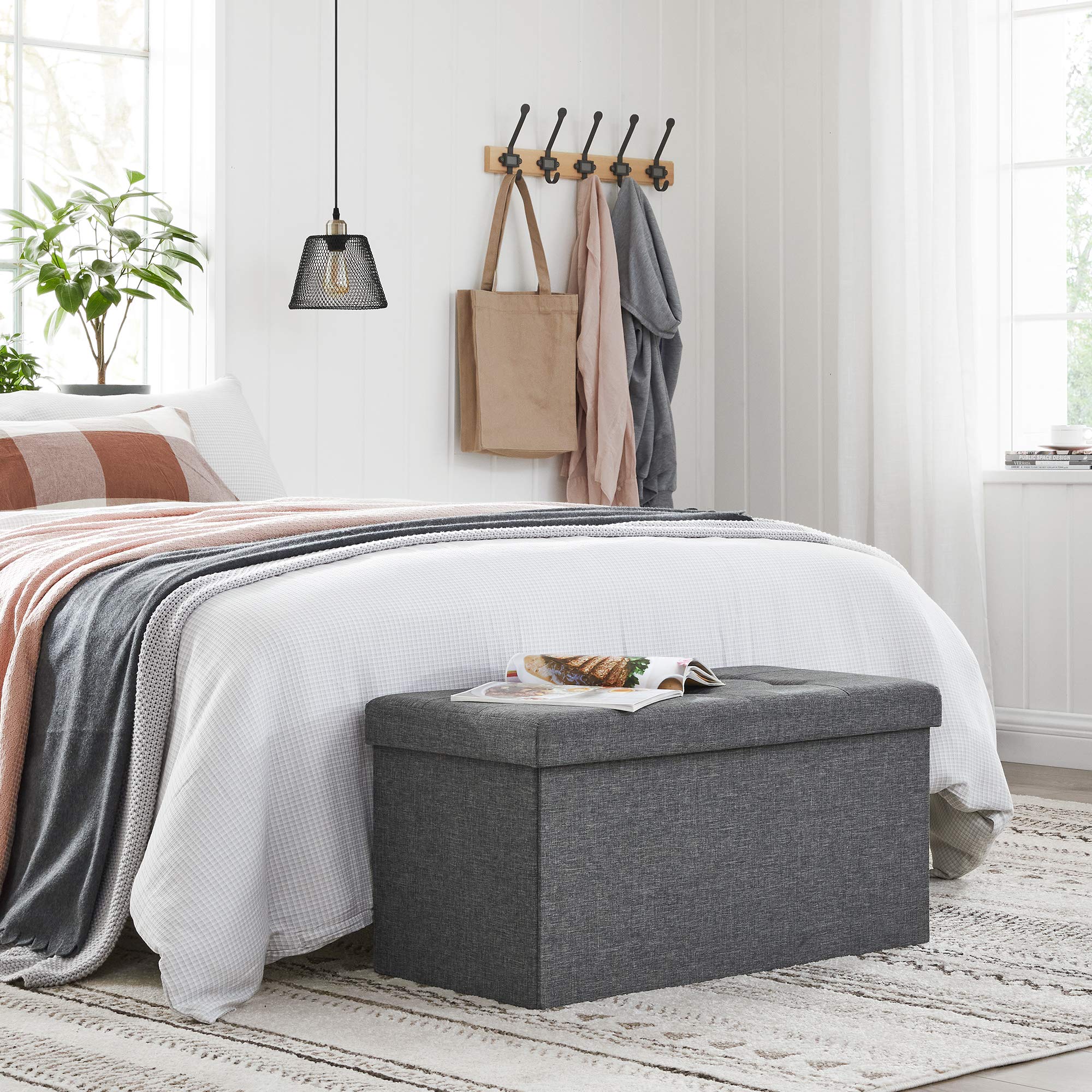 SONGMICS MAZIE Collezione - Cassapanca, Pouf Contenitore da 76 cm, Poggiapiedi Pieghevole, Panca Fondo Letto, Montaggio Facile, per Soggiorno, Camera da Letto, Entrata, Grigio Scuro LSF47K